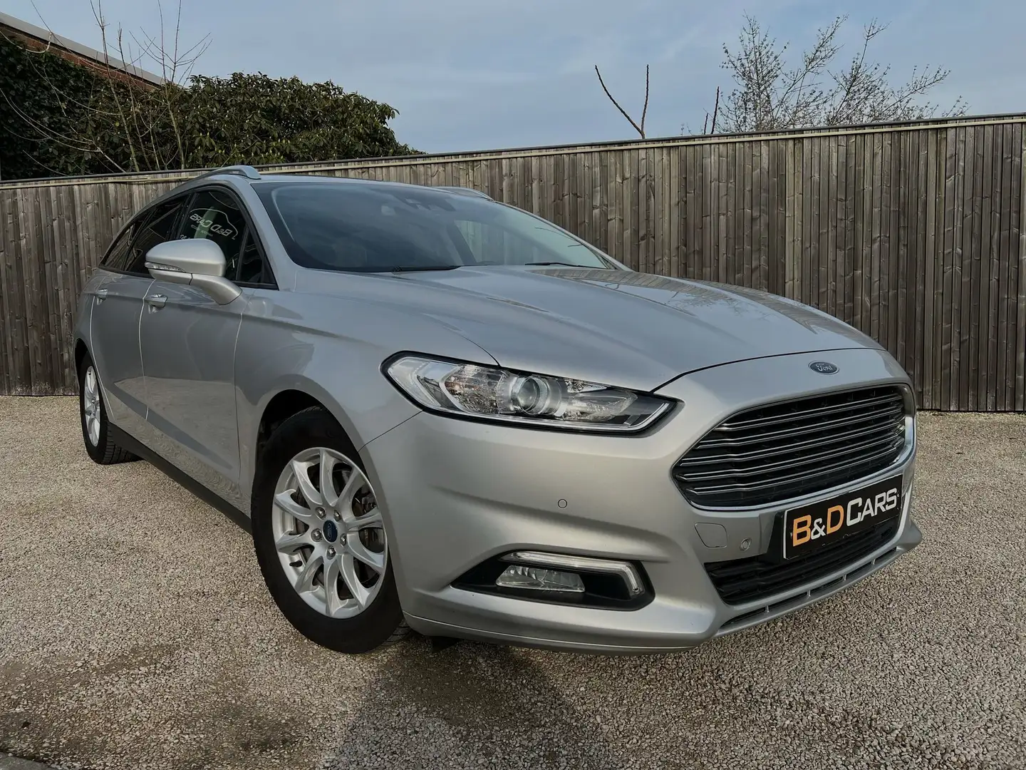 Ford Mondeo Clipper 1.5 TDCi ECOnetic NETTO: €9.909 Zilver - 1