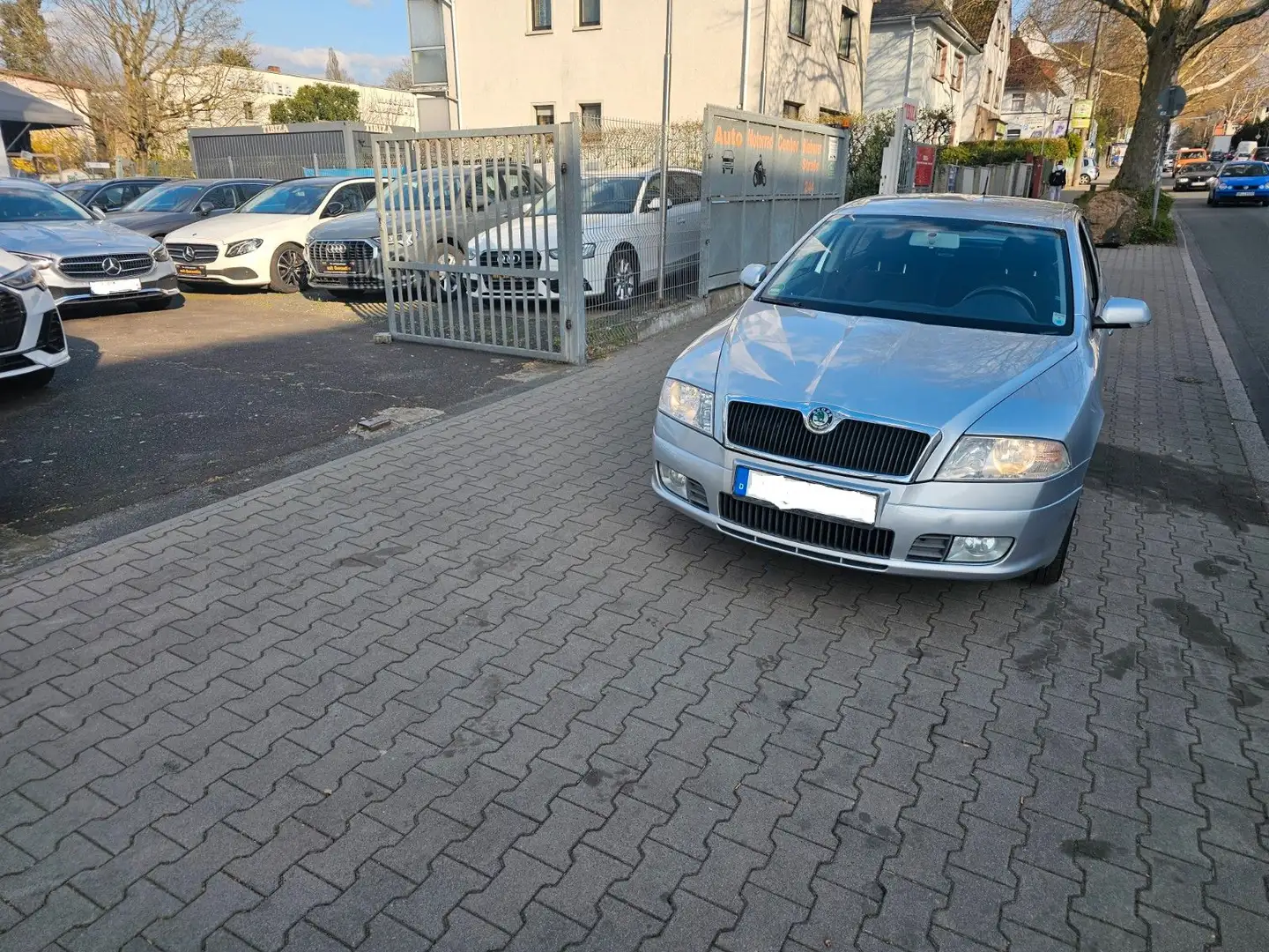 Skoda Octavia 1.6 FSI Sport Edition Navi,EFH,PDC,1.Han Argento - 1