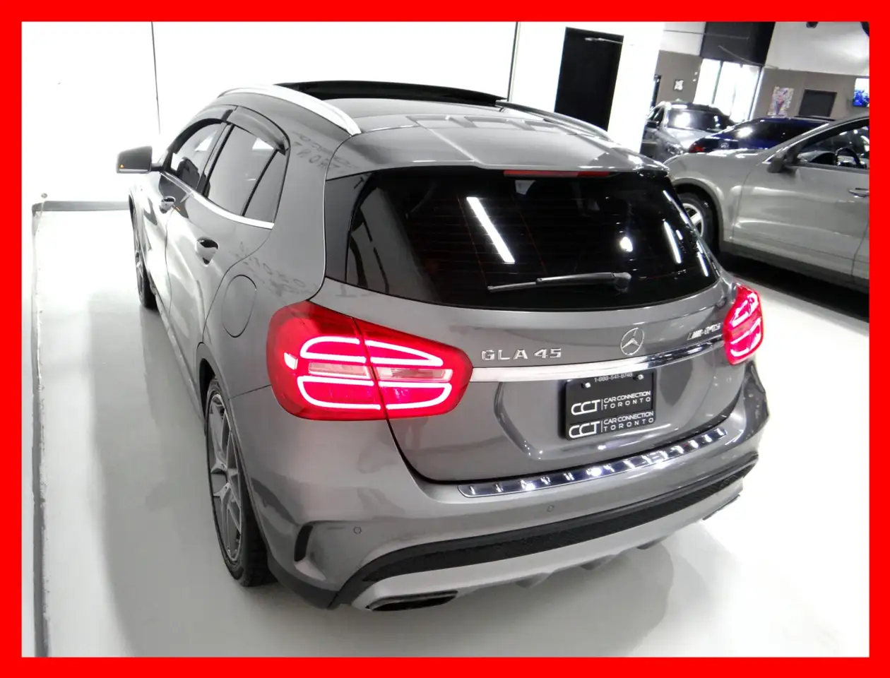 Mercedes-Benz GLA снимка Mercedes-Benz GLA