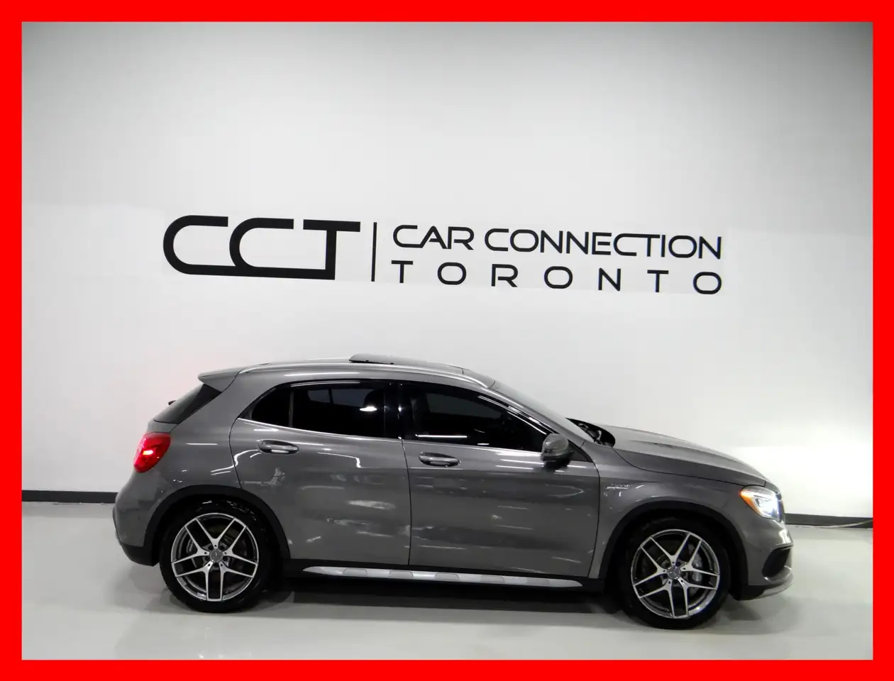 Mercedes-Benz GLA снимка Mercedes-Benz GLA