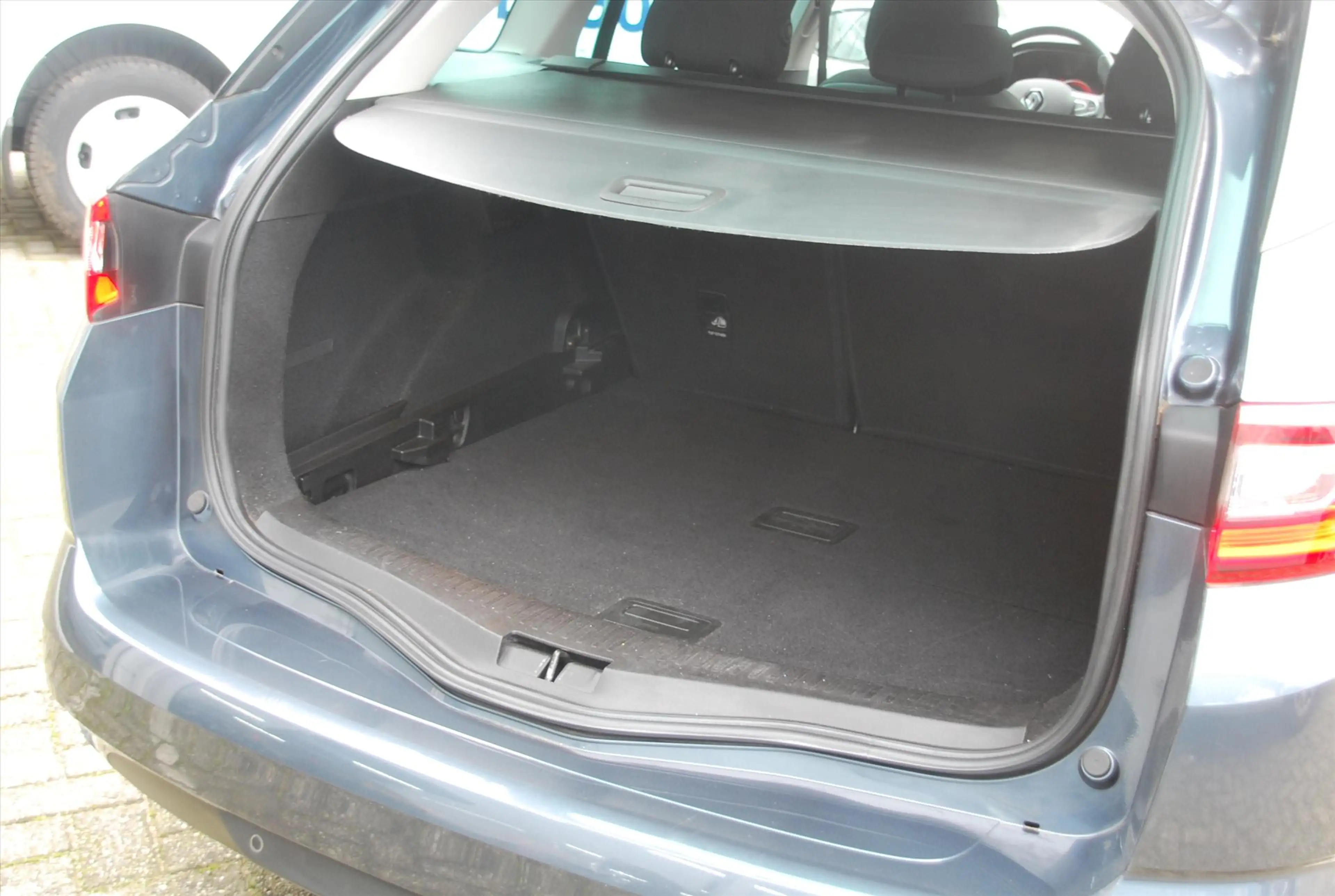Renault Megane 1.2 Energy TCe 130pk Limited — photo 5