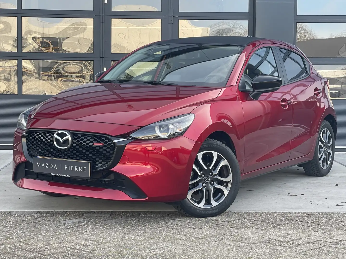 Mazda 2 1.5 e-SkyActiv-G 90 Homura Aka | APPLE CARPLAY | C Rood - 2