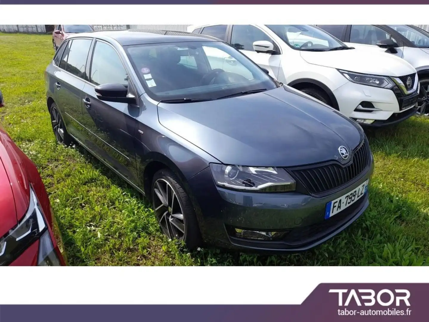 Skoda Spaceback 1.0 TSI 110 DSG Ambition Сірий - 2