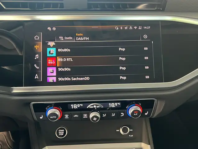 Audi Q3 view 6