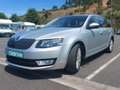 Skoda Octavia Combi 1.6TDI CR Style Gris - thumbnail 2