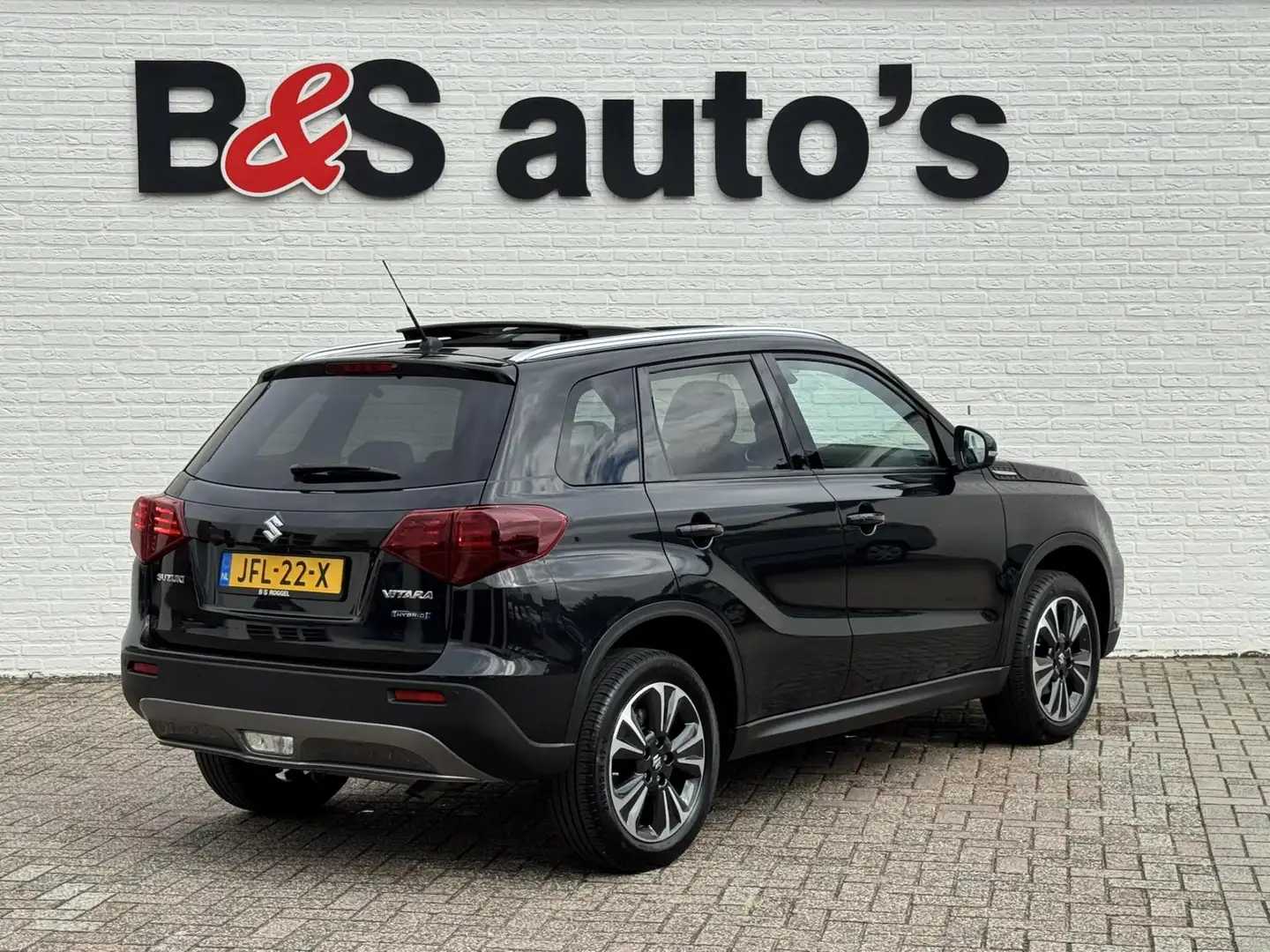 Suzuki Vitara 1.5 Hybrid Style Adaptive cruise Climate control F Schwarz - 2