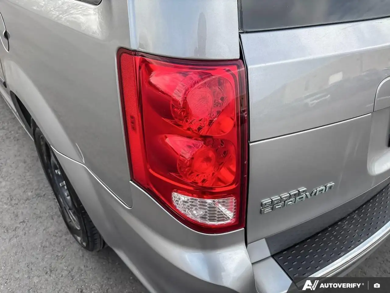 Dodge Grand Caravan снимка Dodge Grand Caravan