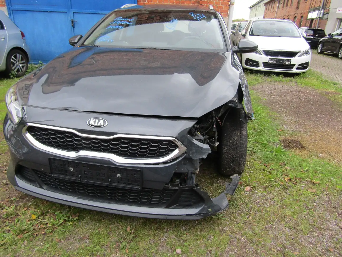 Kia Ceed Sportswagon Edition 7 Grau - 2