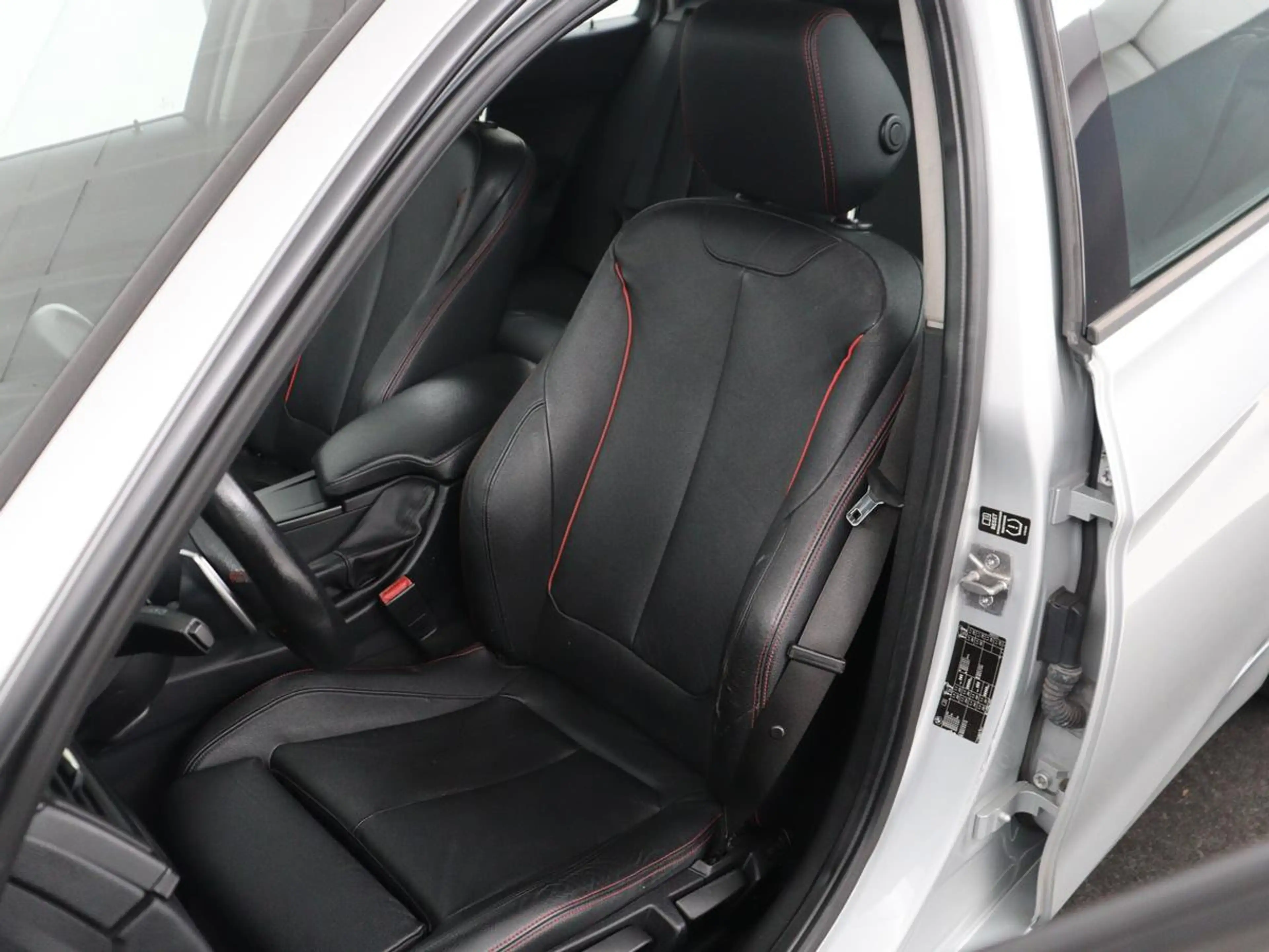 BMW 316 3-serie 316i Executive Sport | Automaat | 1e eigen — photo 5