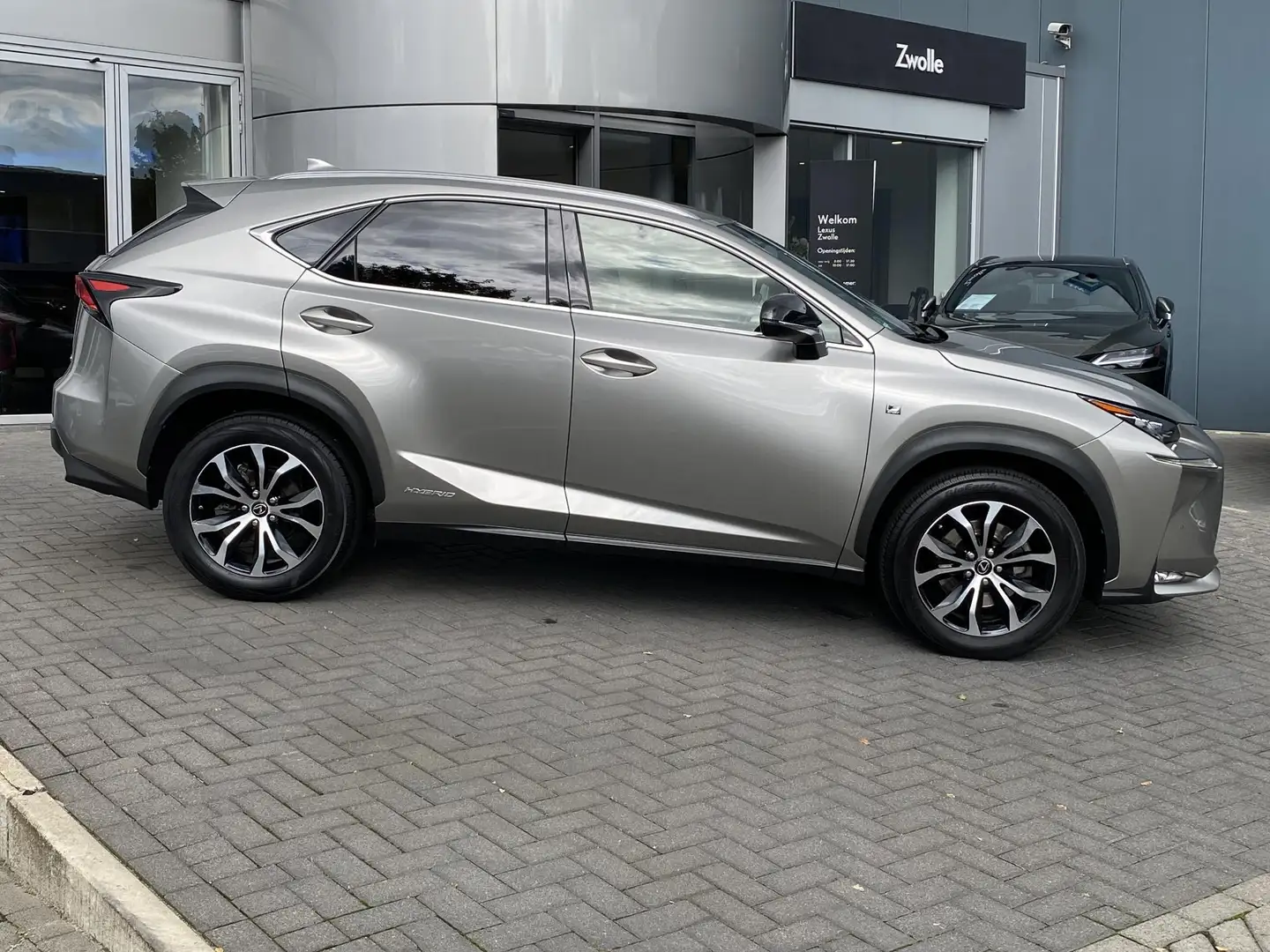 Lexus NX 300h AWD F Sport Line LEDER EL-ACHTERKLEP EL-STOEL STOE Gris - 2