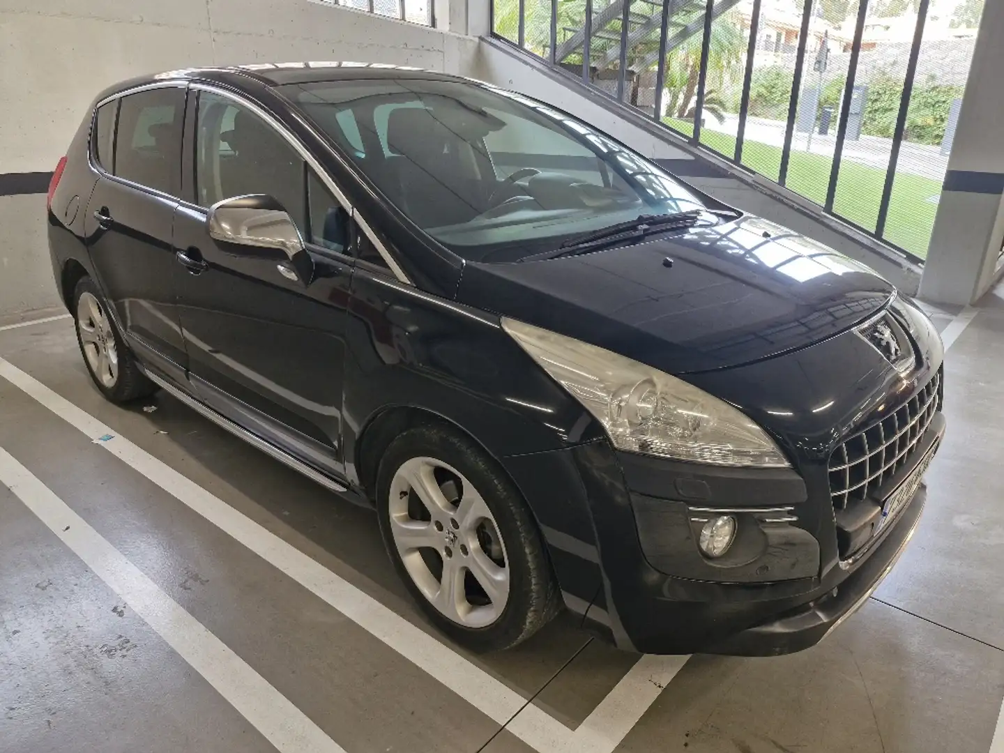 Peugeot 3008 1.6 THP Sport Pack 156 Fekete - 2