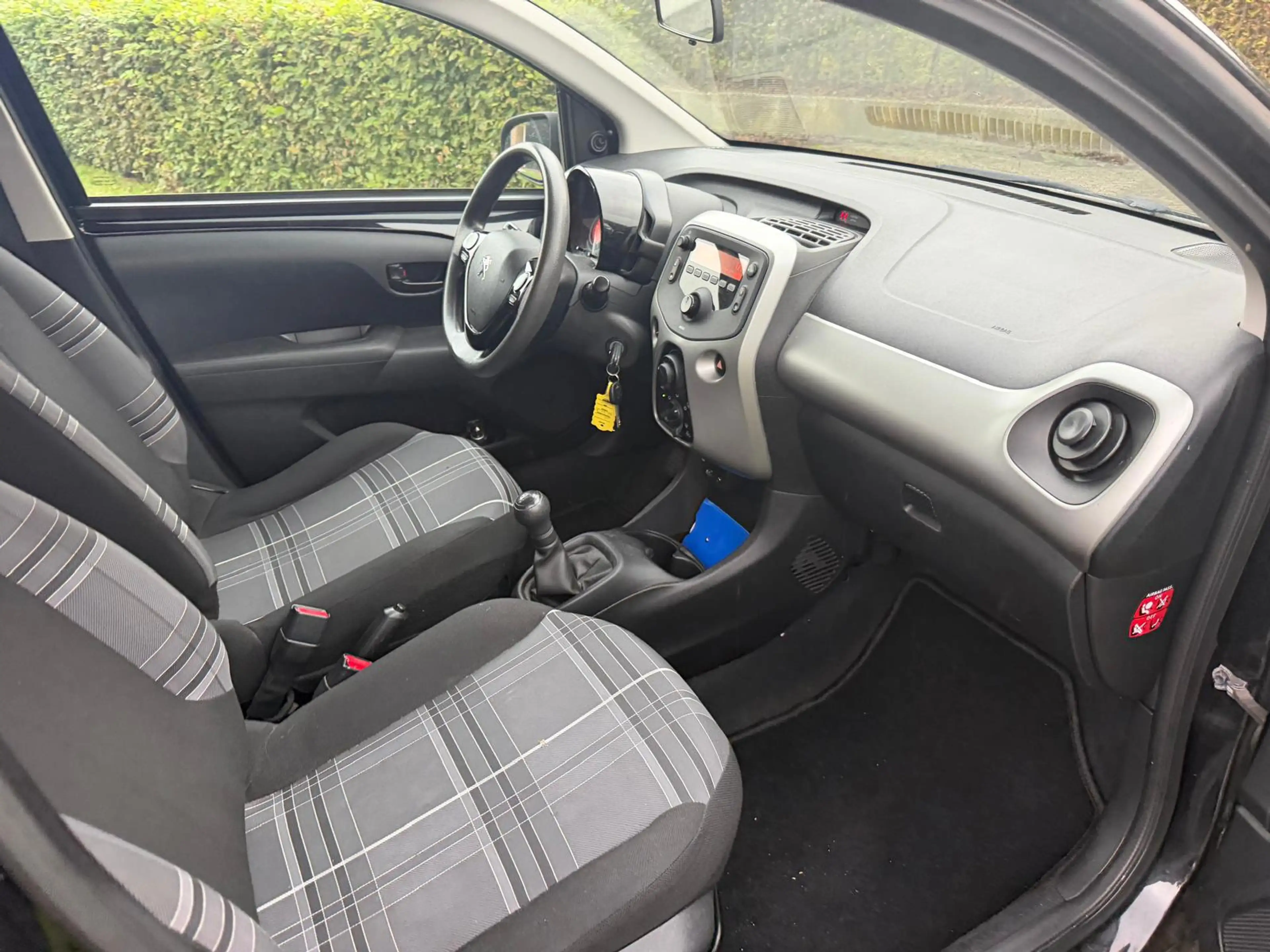 Peugeot 108 1.0 e-VTi Active-airco-NL auto- — photo 7