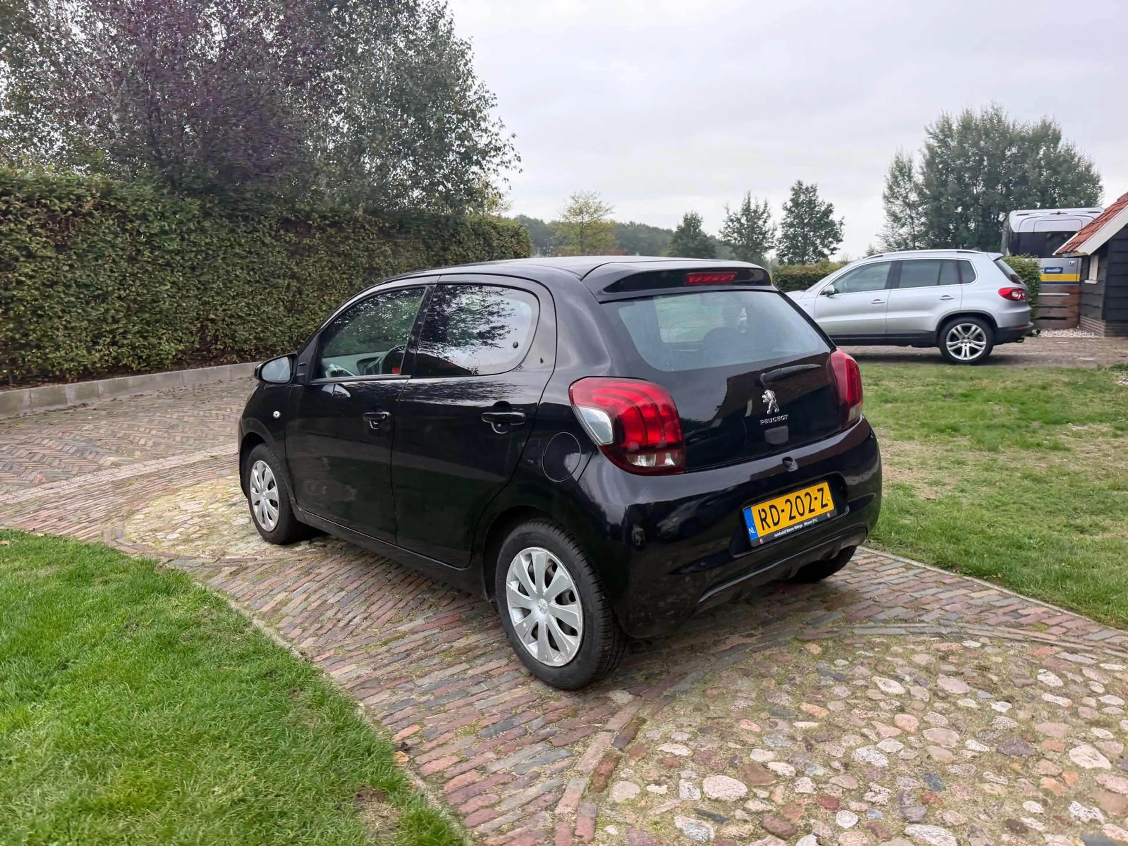 Peugeot 108 1.0 e-VTi Active-airco-NL auto- — photo 3