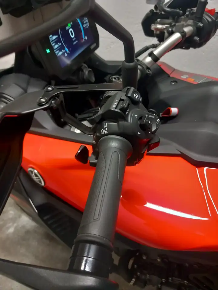 Yamaha Tracer 9
