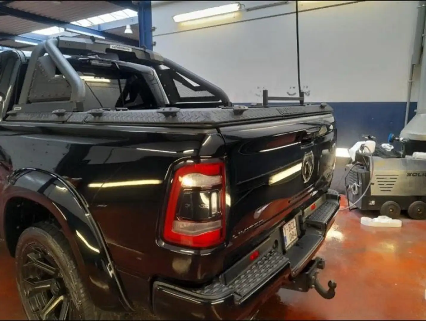 RAM 1500 RAM 1500 Crew Cab Shortbed Limited Negro - 2