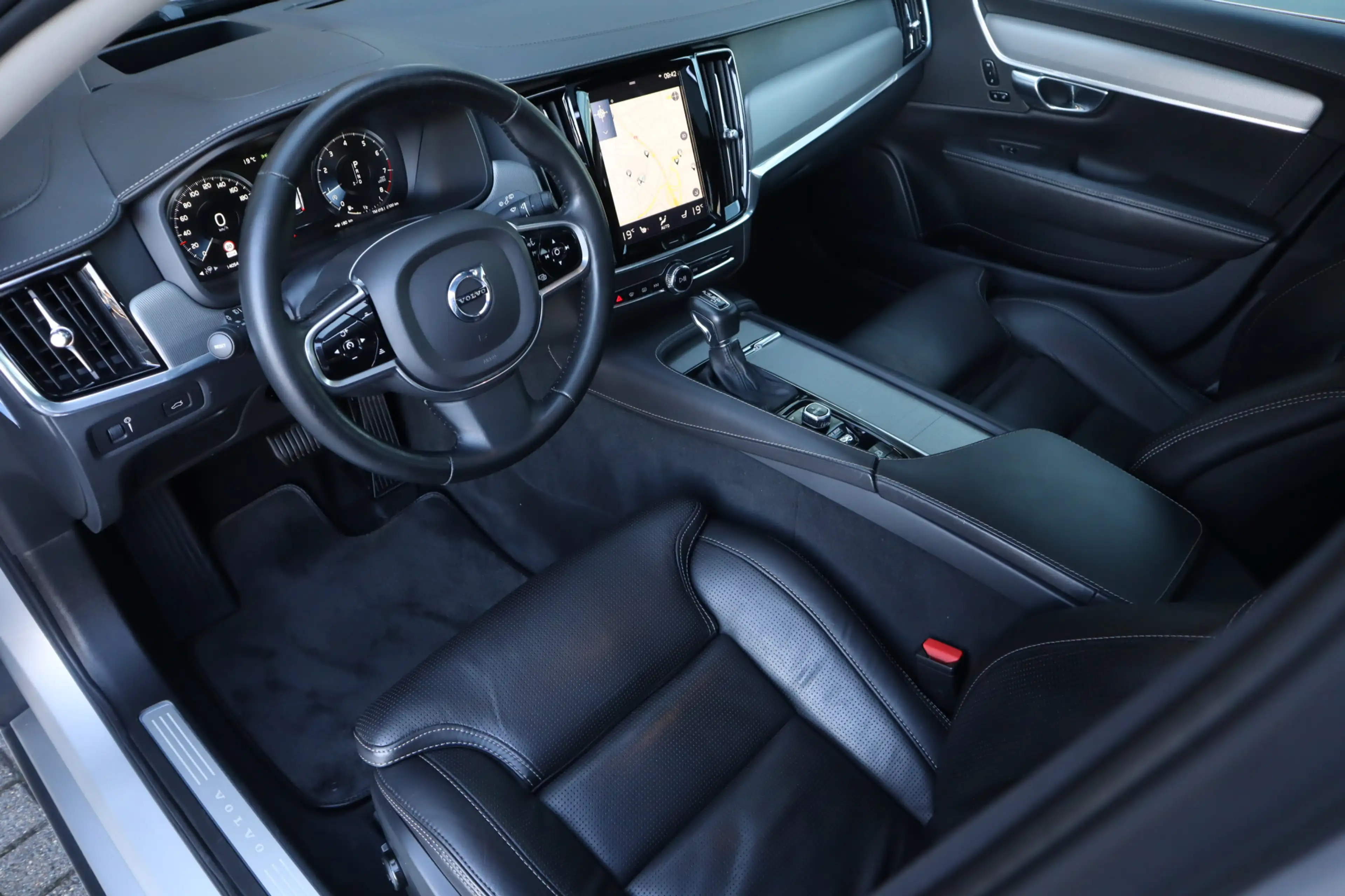 Volvo V90 2.0 T5 Inscription | Pano | Stoelkoeling | Massage — photo 7
