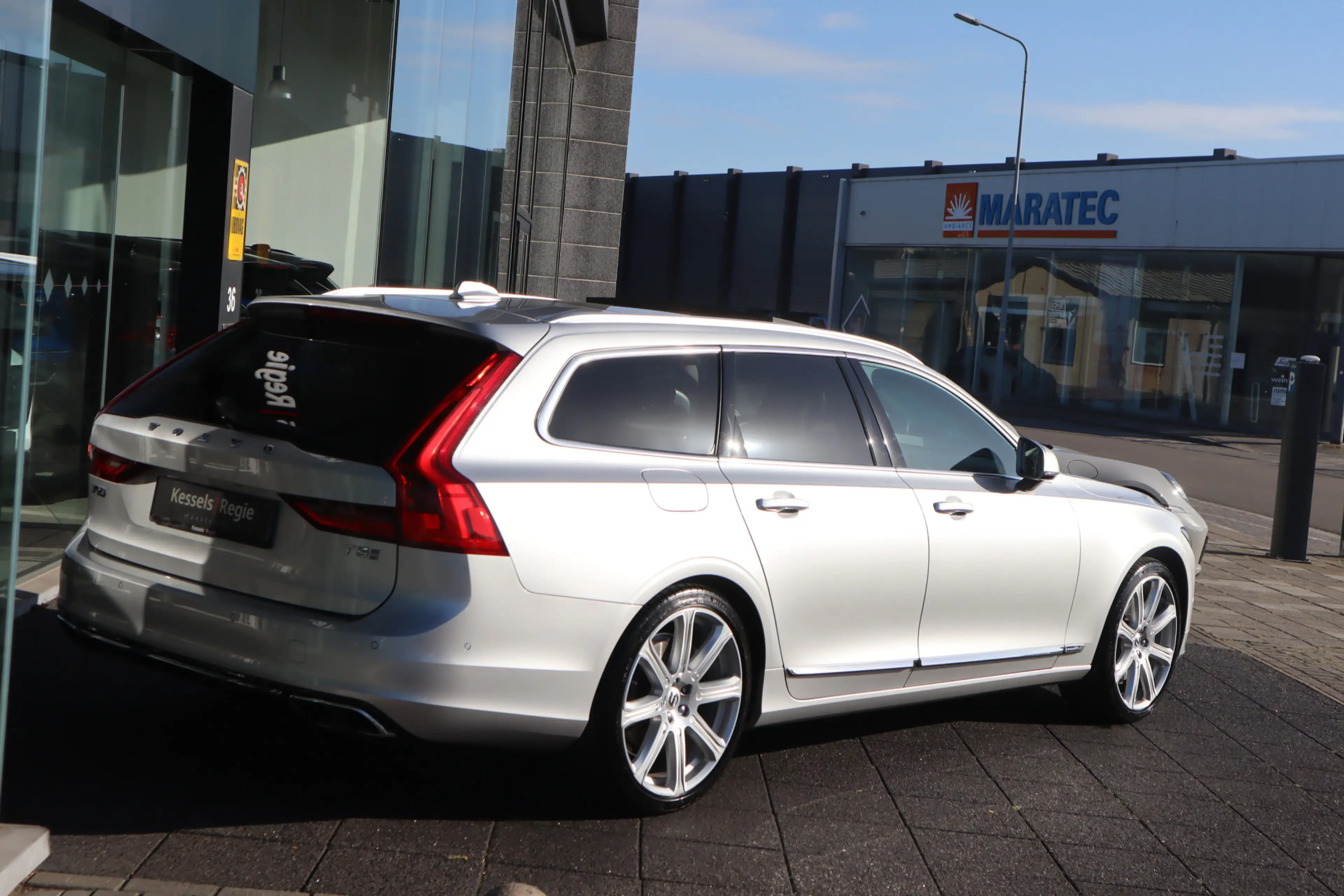 Volvo V90 2.0 T5 Inscription | Pano | Stoelkoeling | Massage — photo 4