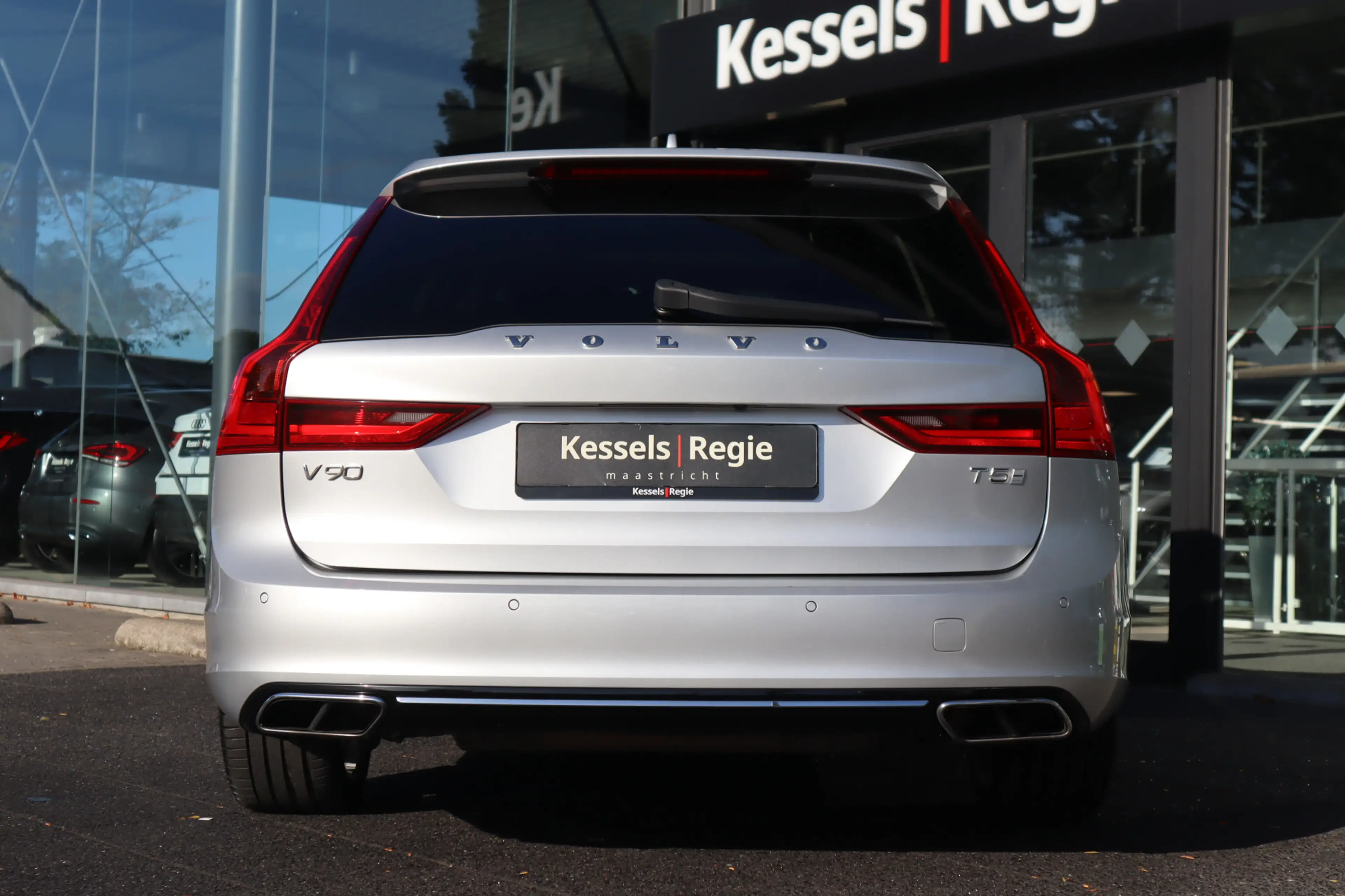 Volvo V90 2.0 T5 Inscription | Pano | Stoelkoeling | Massage — photo 28