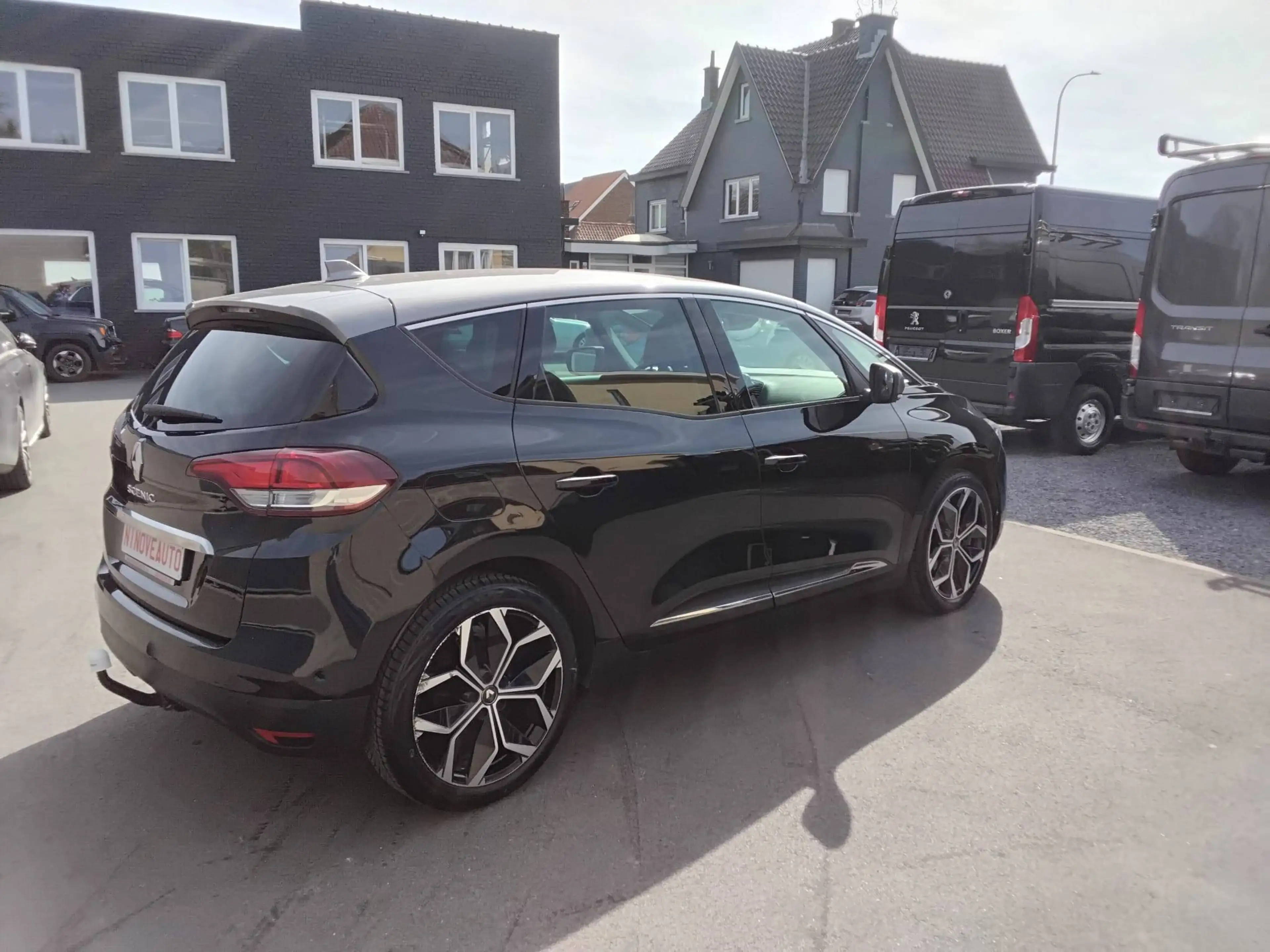 Renault Scenic 1.33 TCe Intens AUTOM CAM TREKHAAK NAVI BLUET CRUISE — photo 5