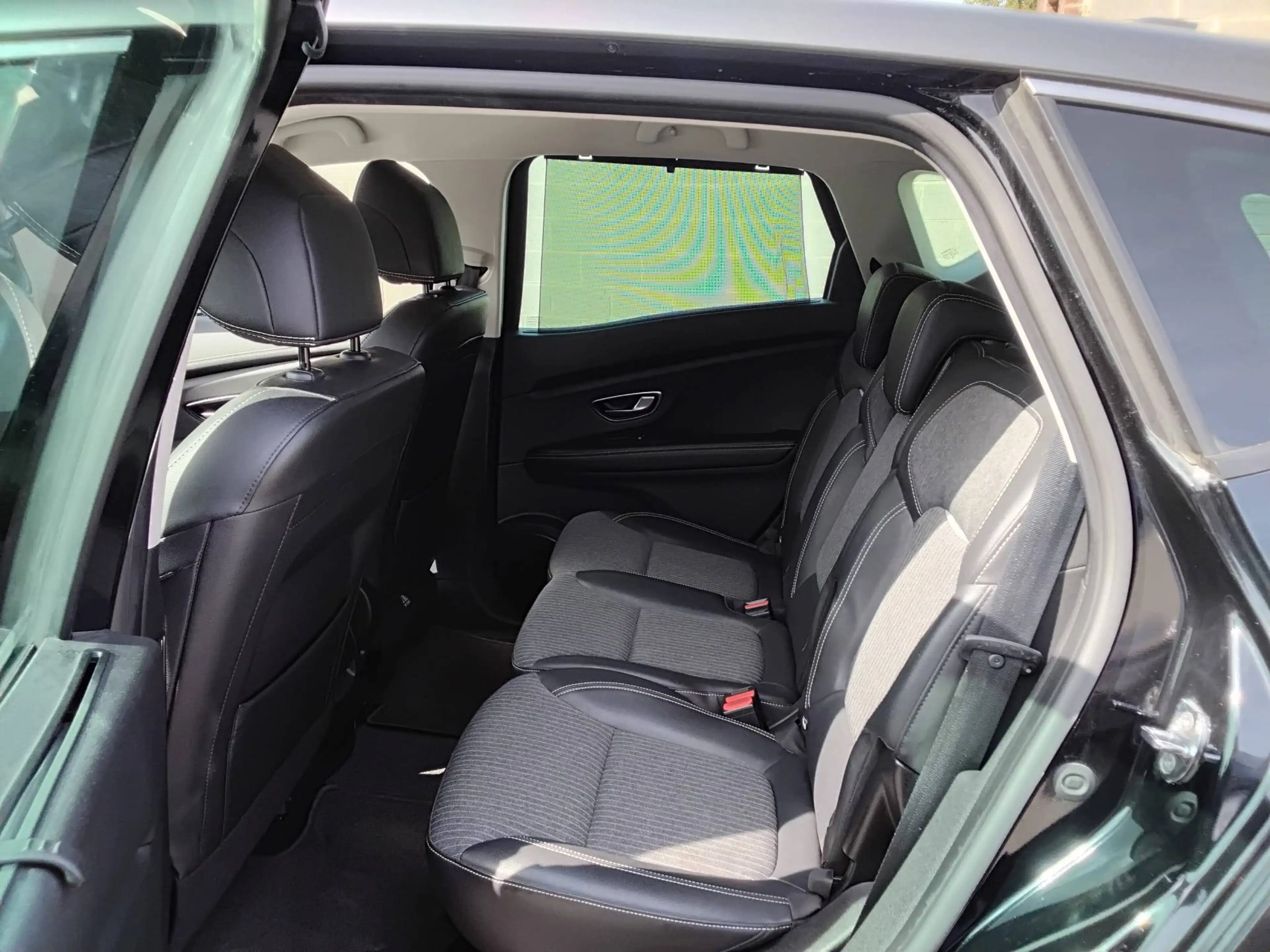Renault Scenic 1.33 TCe Intens AUTOM CAM TREKHAAK NAVI BLUET CRUISE — photo 9