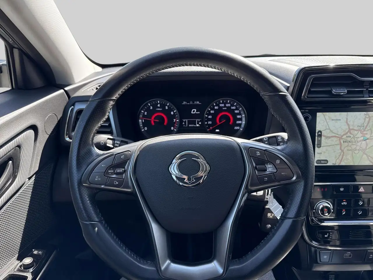 SsangYong Tivoli 2022 — фото 10
