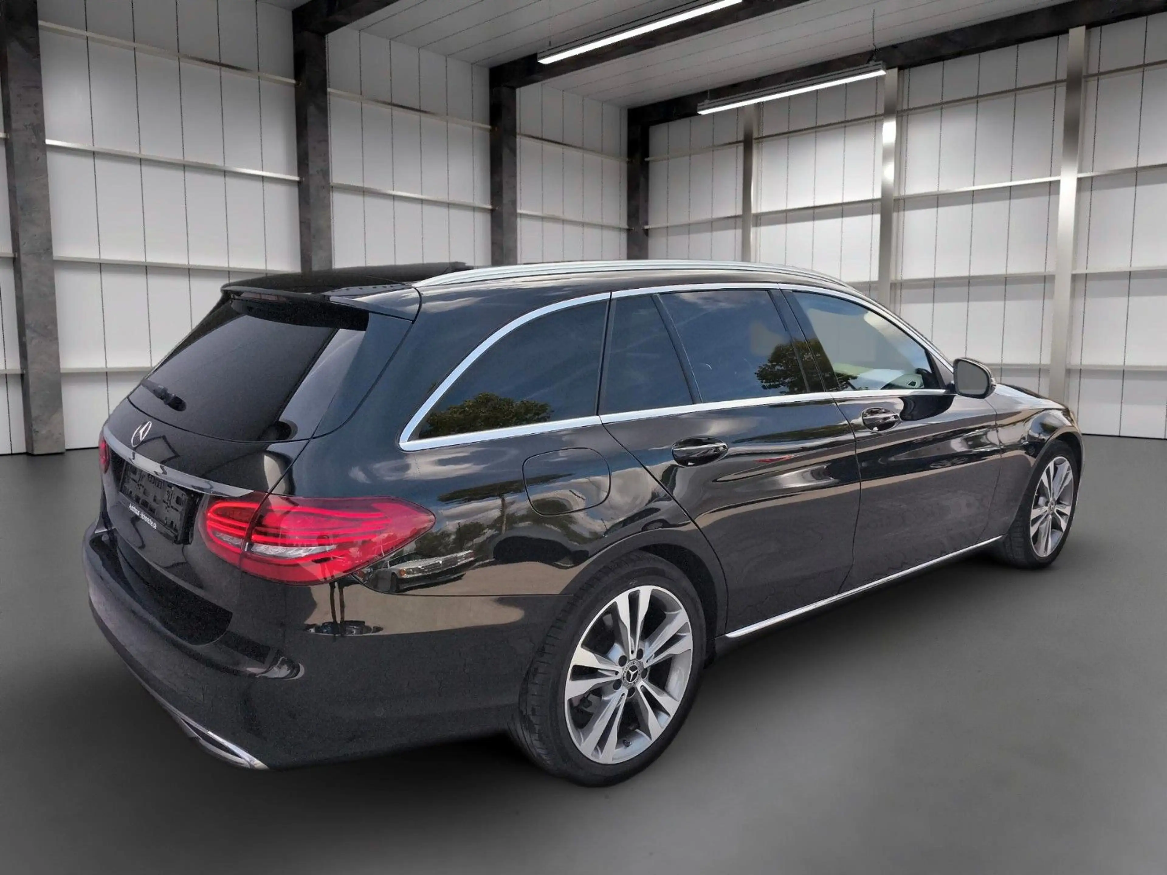 Mercedes-Benz C 200 d T AVANTG NAVI LED LEDER MWST — photo 6