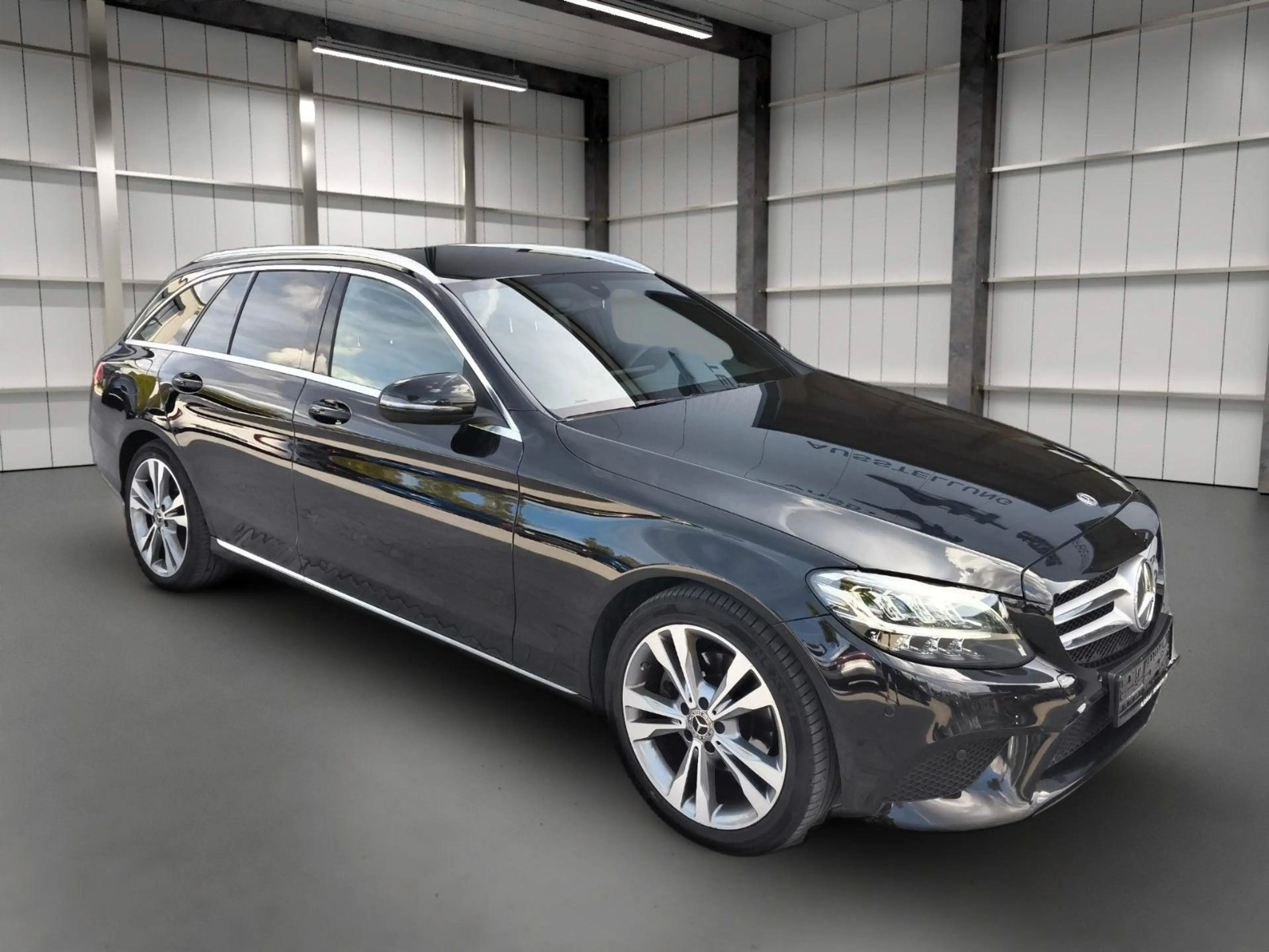 Mercedes-Benz C 200 d T AVANTG NAVI LED LEDER MWST — photo 8