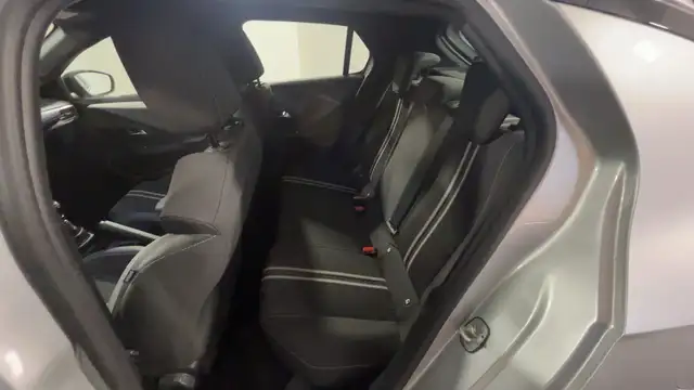 Opel Corsa view 9
