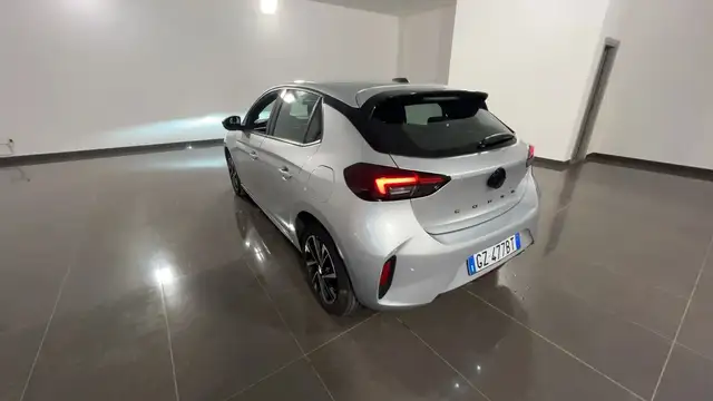 Opel Corsa view 6