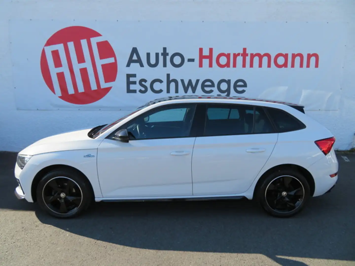 Skoda Scala 1.0TSI Monte Carlo LED Lane PDC Pan Sitzhz Weiß - 2