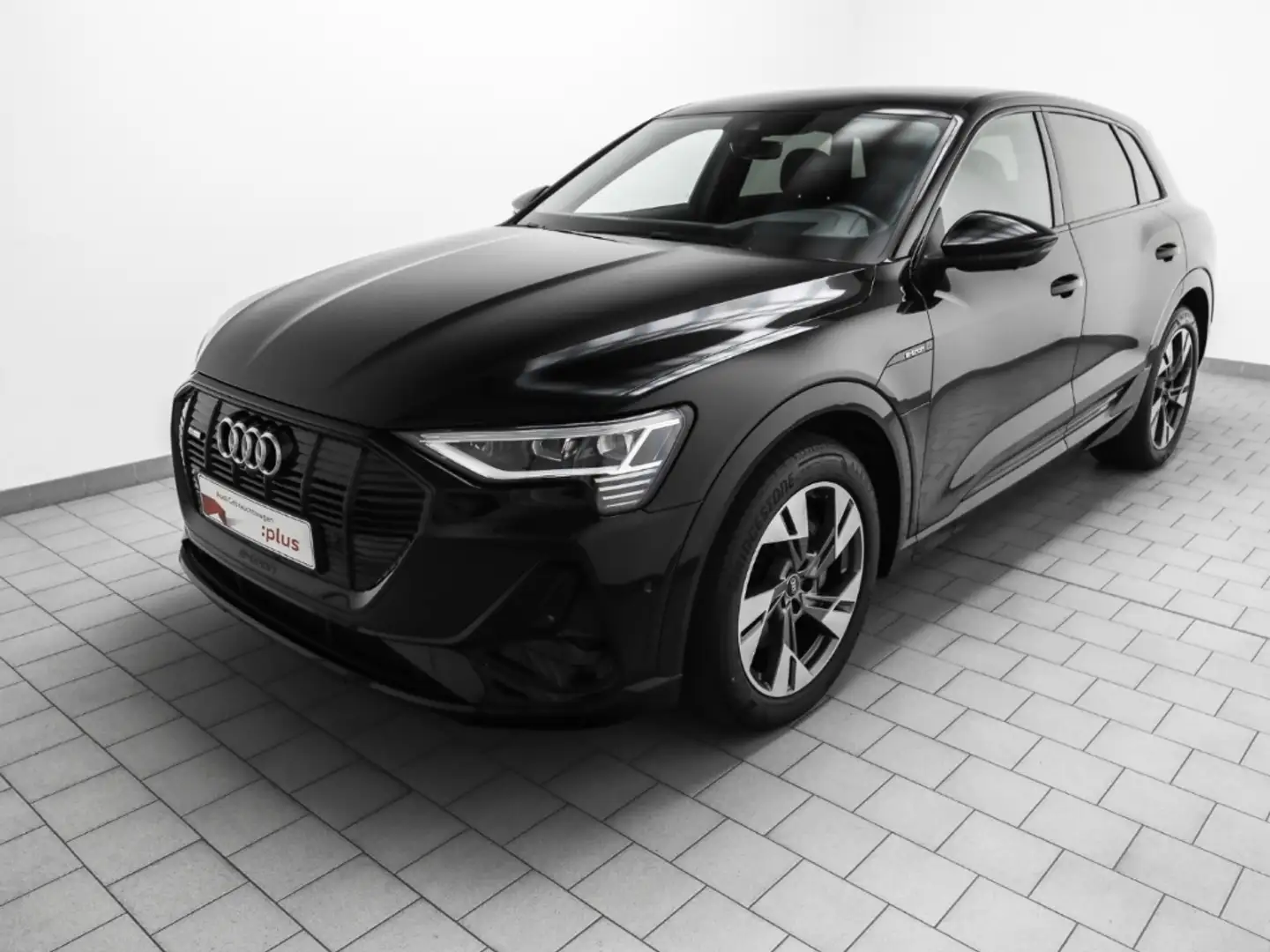 Audi e-tron 55 quattro S line AHK HuD TopView B&O Schwarz - 2