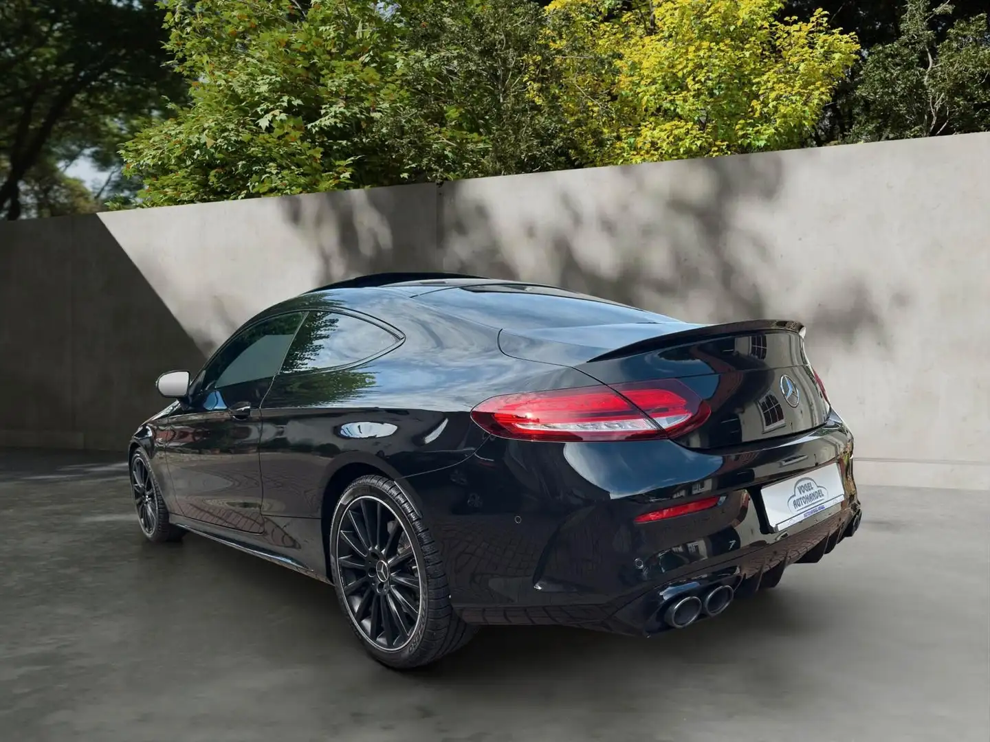 Mercedes-Benz C 43 AMG Coupe C 43 4Matic*MULTIBEAM*PANO* Чорний - 2