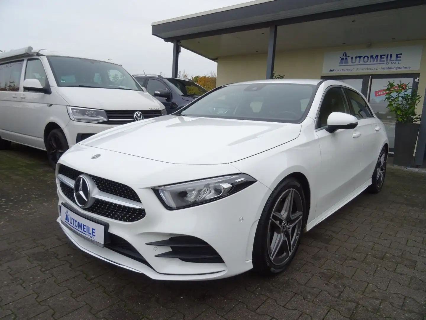 Mercedes-Benz A 200 AMG 2. HAND LED NAVI KAMERA PDC SHZ LEDER Blanco - 1