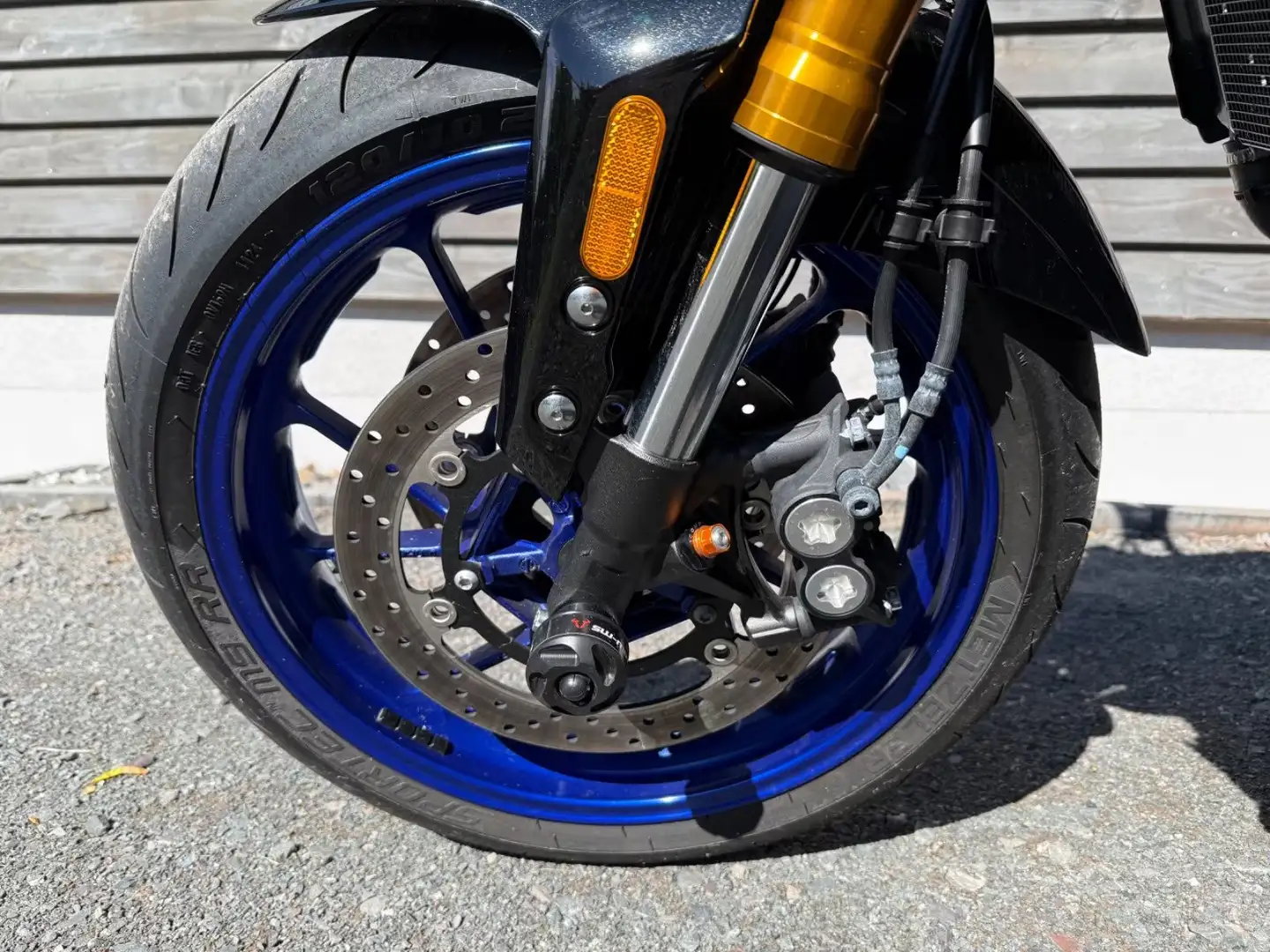 Yamaha MT-09 SP Argent - 2