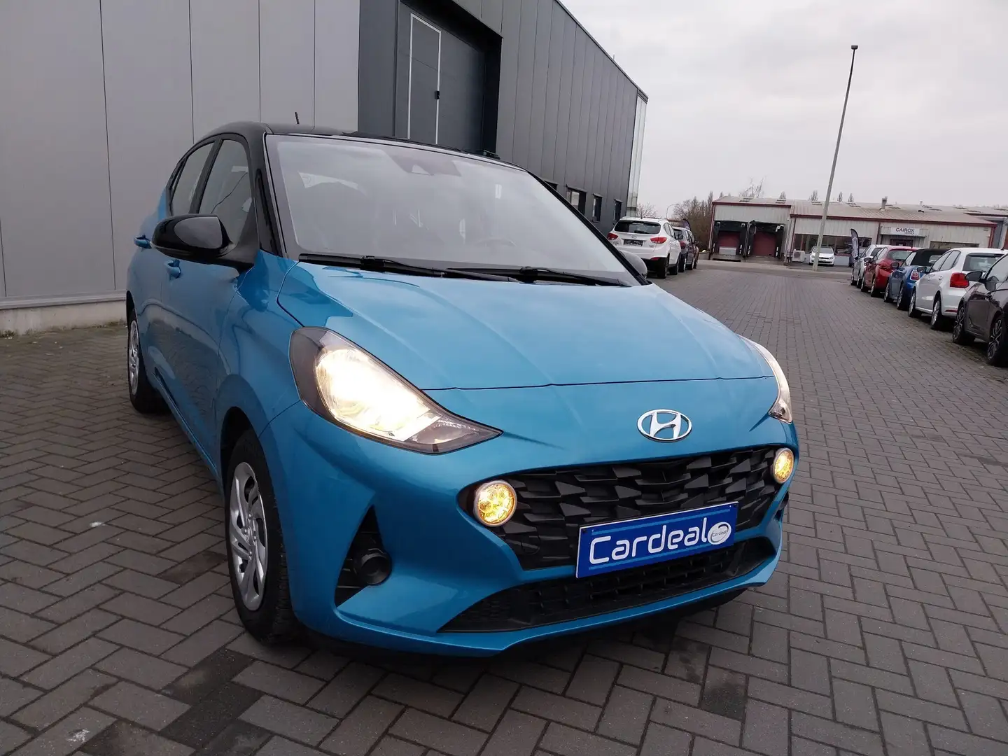 Hyundai i10 1.0i /AIRCO/BLUETOOTH/CAR-PLAY/GARANTIE/.12.MOIS Blauw - 1