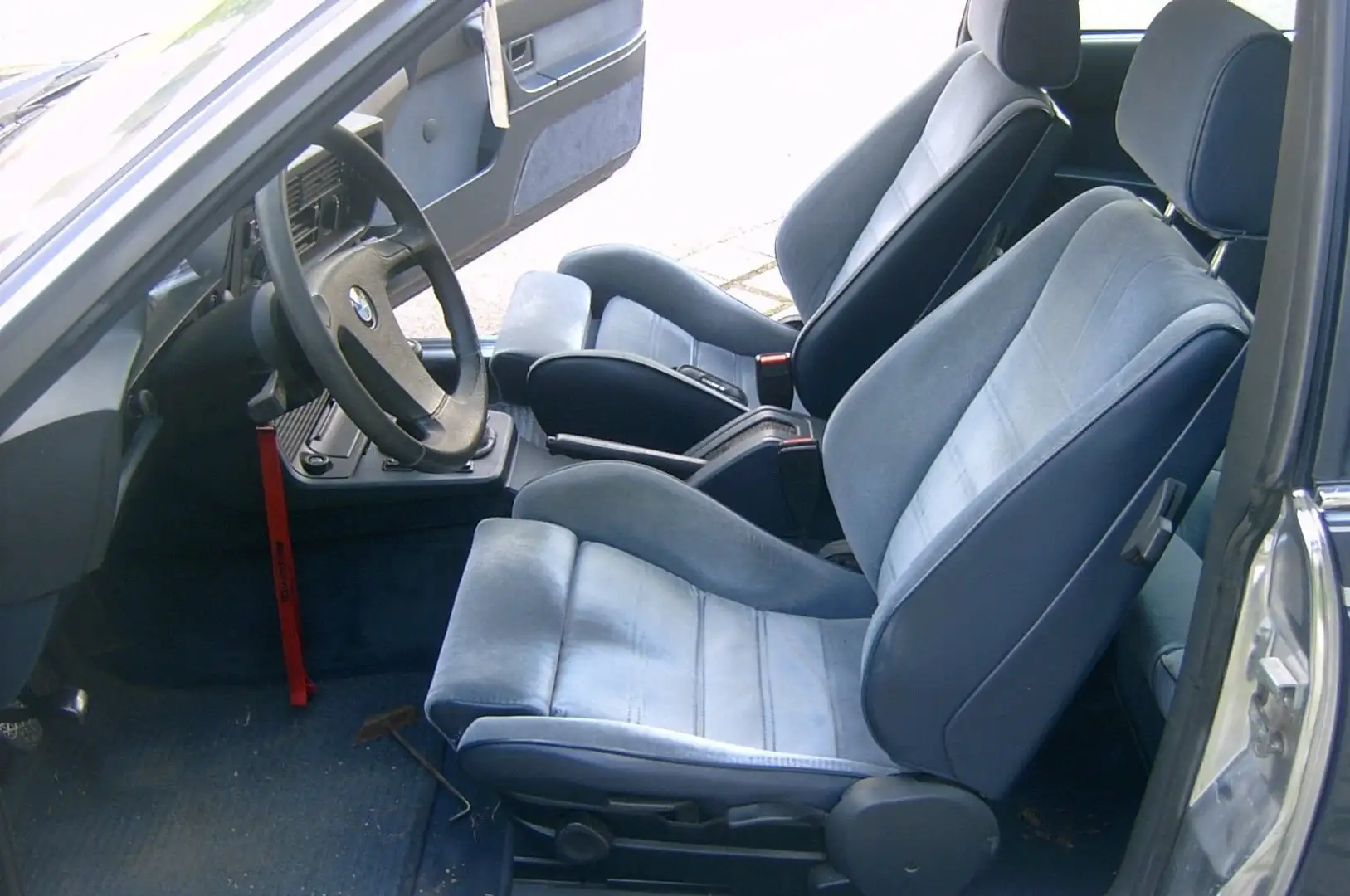 BMW 635 6er 635CSi Niebieski - 2