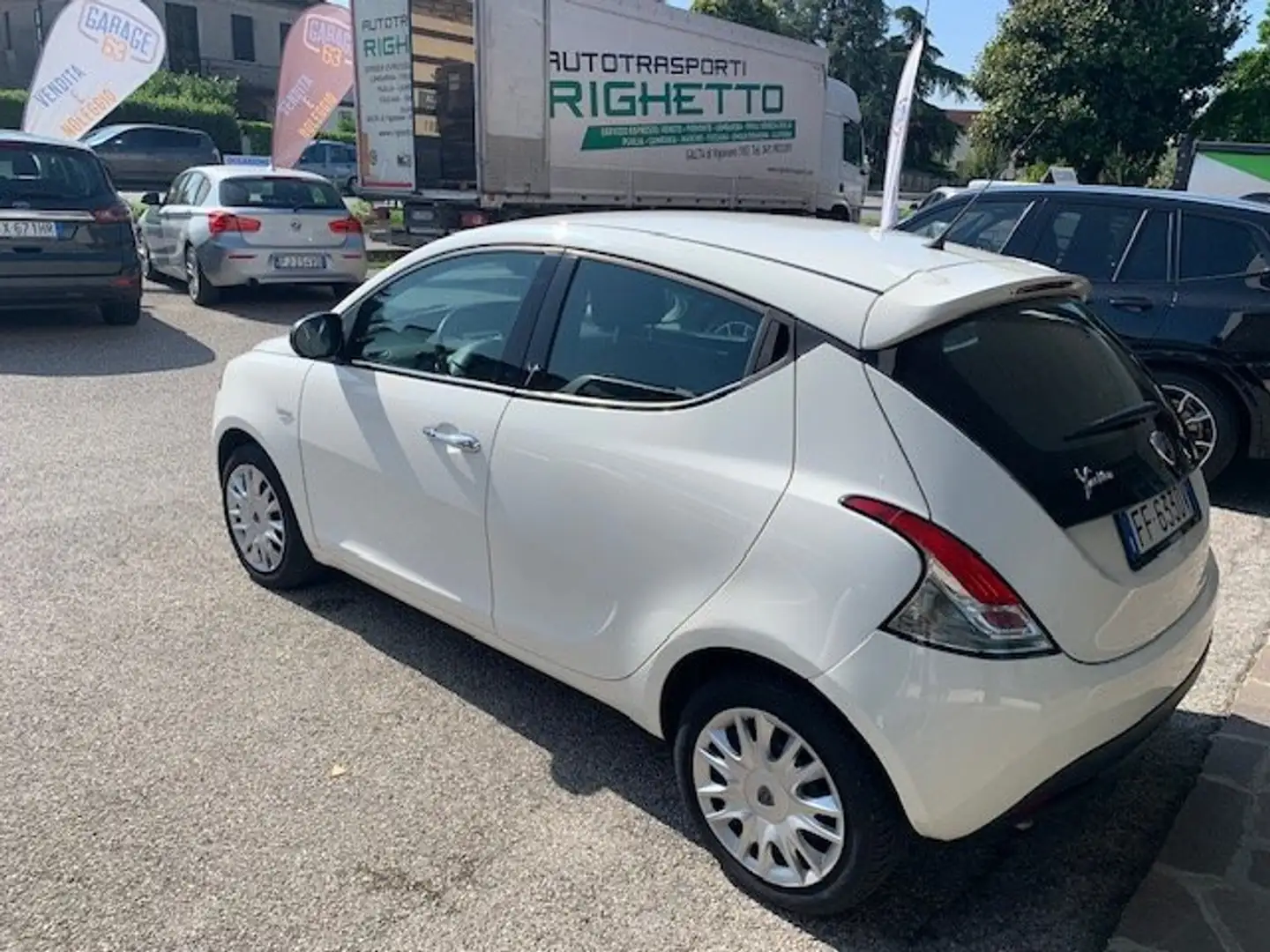 Lancia Ypsilon Ypsilon III 2015 1.2 Silver 69cv Bianco - 2