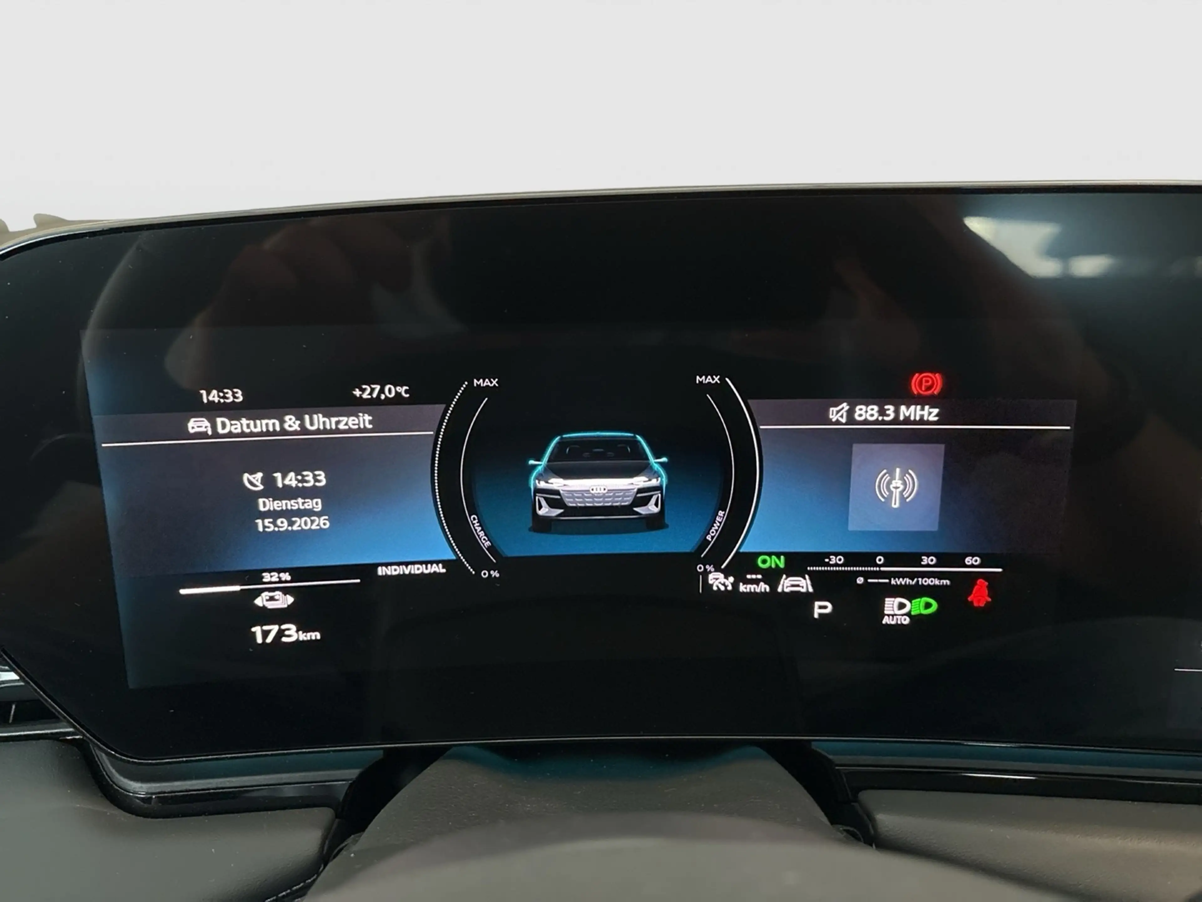 Audi A6 e-tron Avant performance S LINE PANO B&O AHK — photo 14