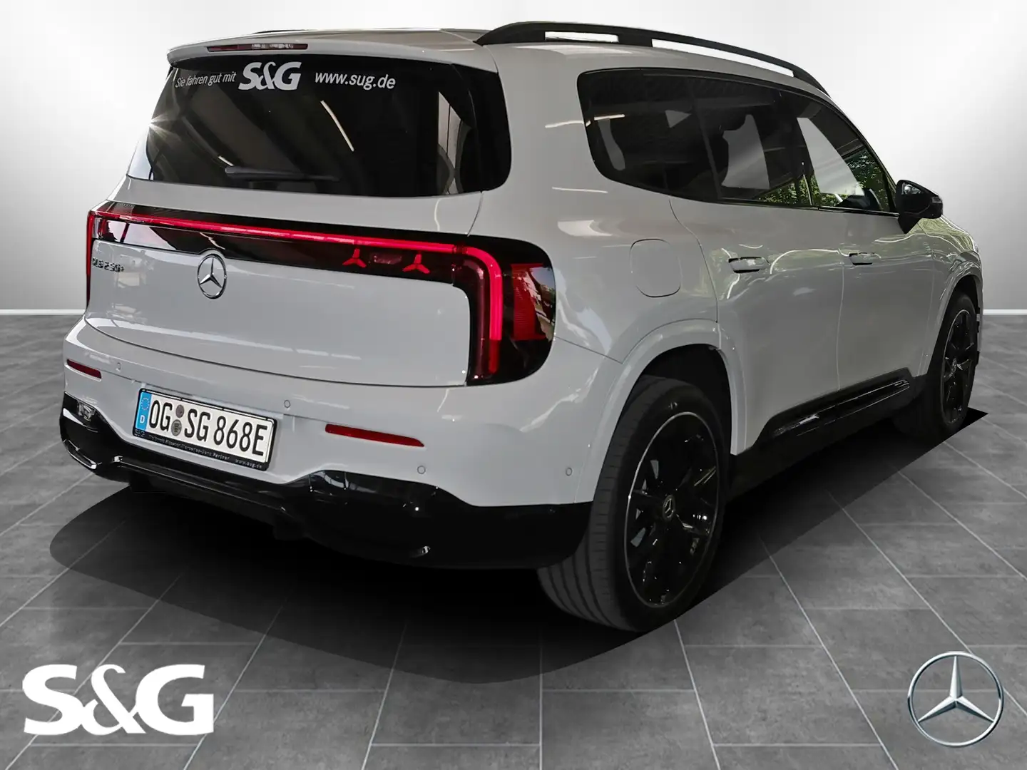 Mercedes-Benz GLB 250 + AMG MBUX+Rükam+M-LED+Pano+AHK+Night Weiß - 2