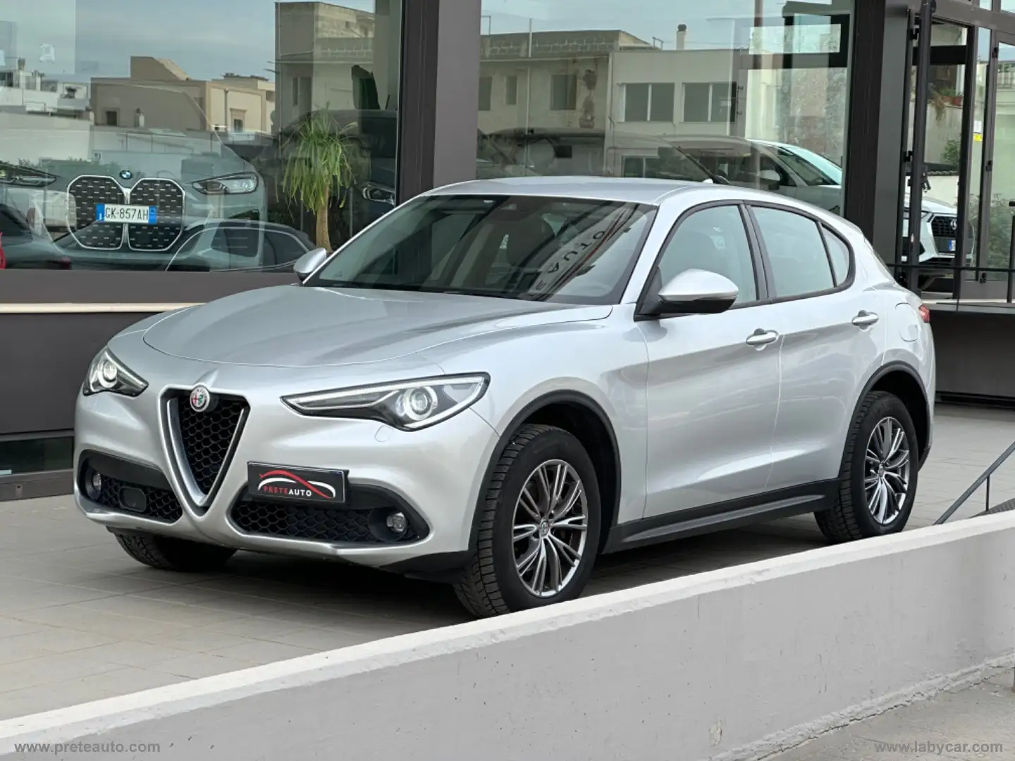 Alfa Romeo Stelvio 2.2 T.diesel 180 CV AT8 Q4 Bus. Gris - 1