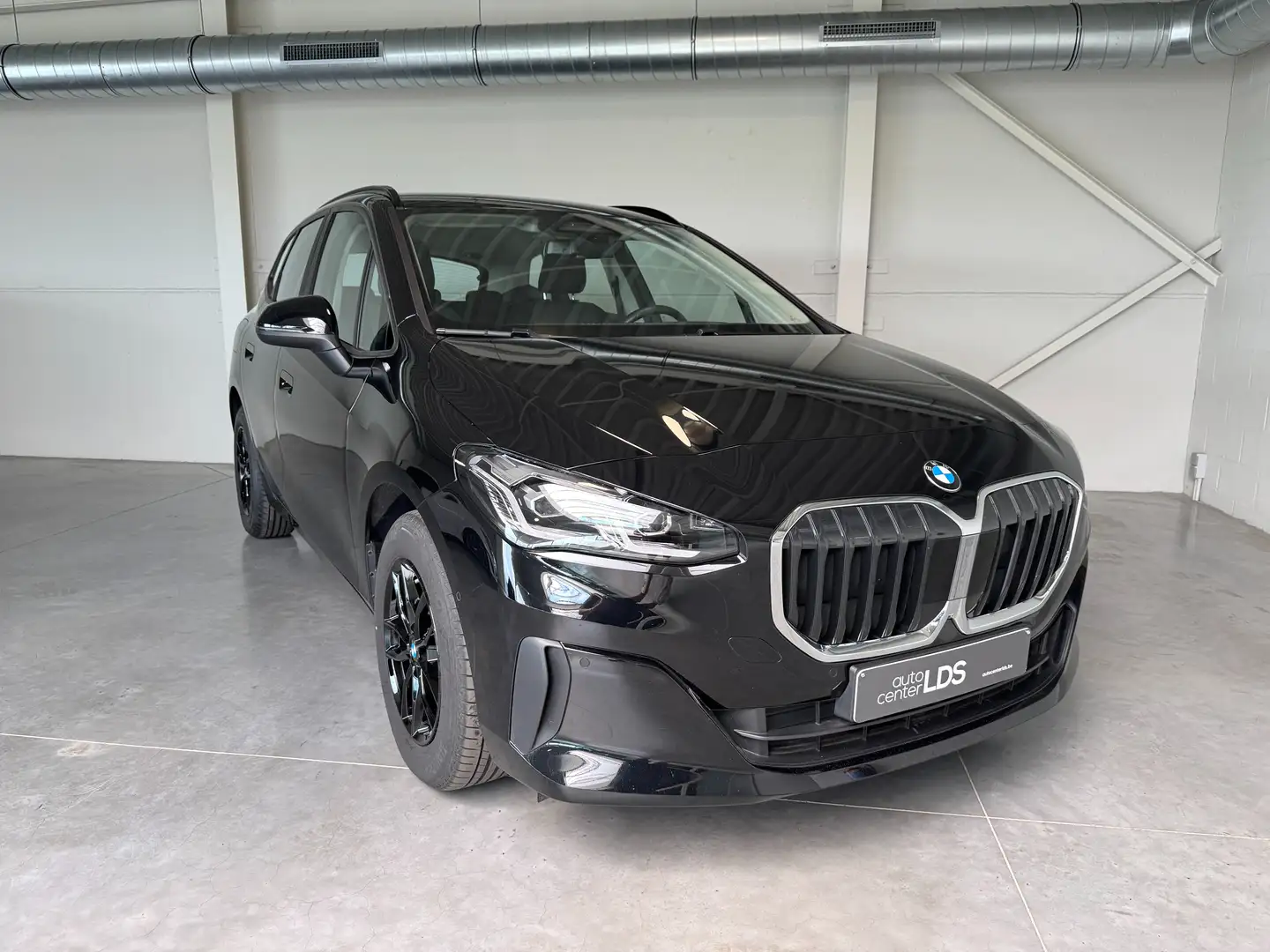 BMW 216 216i Active Tourer Aut. -camera- M-Stuur- 14350 KM Zwart - 1