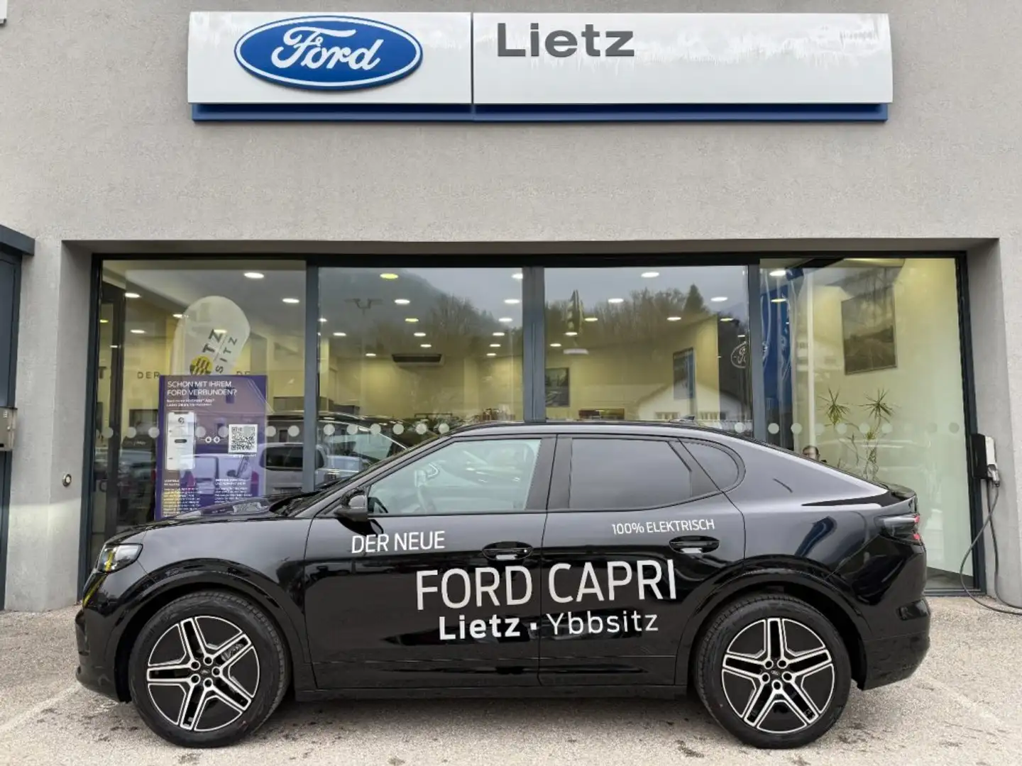 Ford Capri Premium 77kWh RWD Schwarz - 1