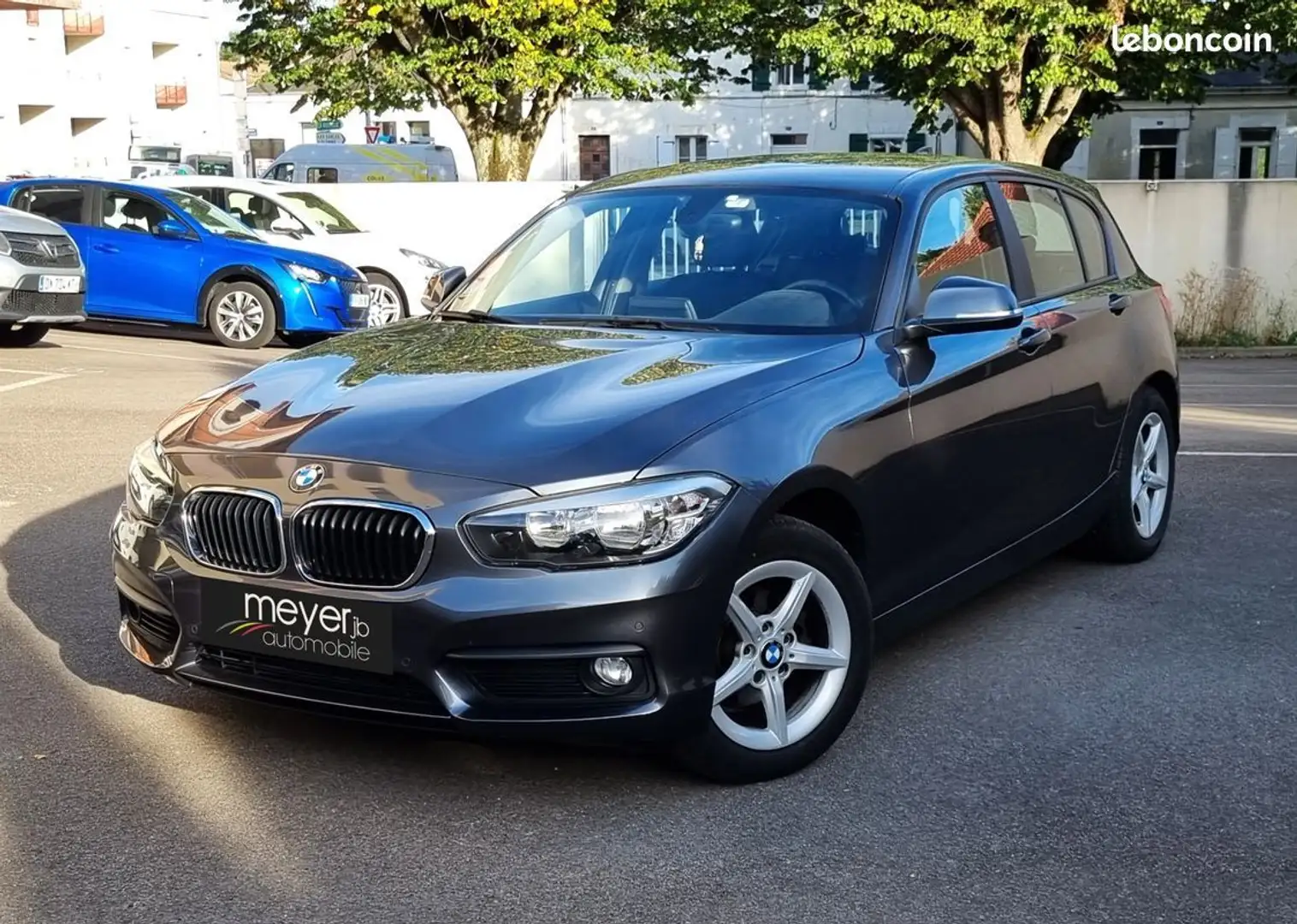 BMW 114 serie 114d lounge 95cv 5p Gris - 1