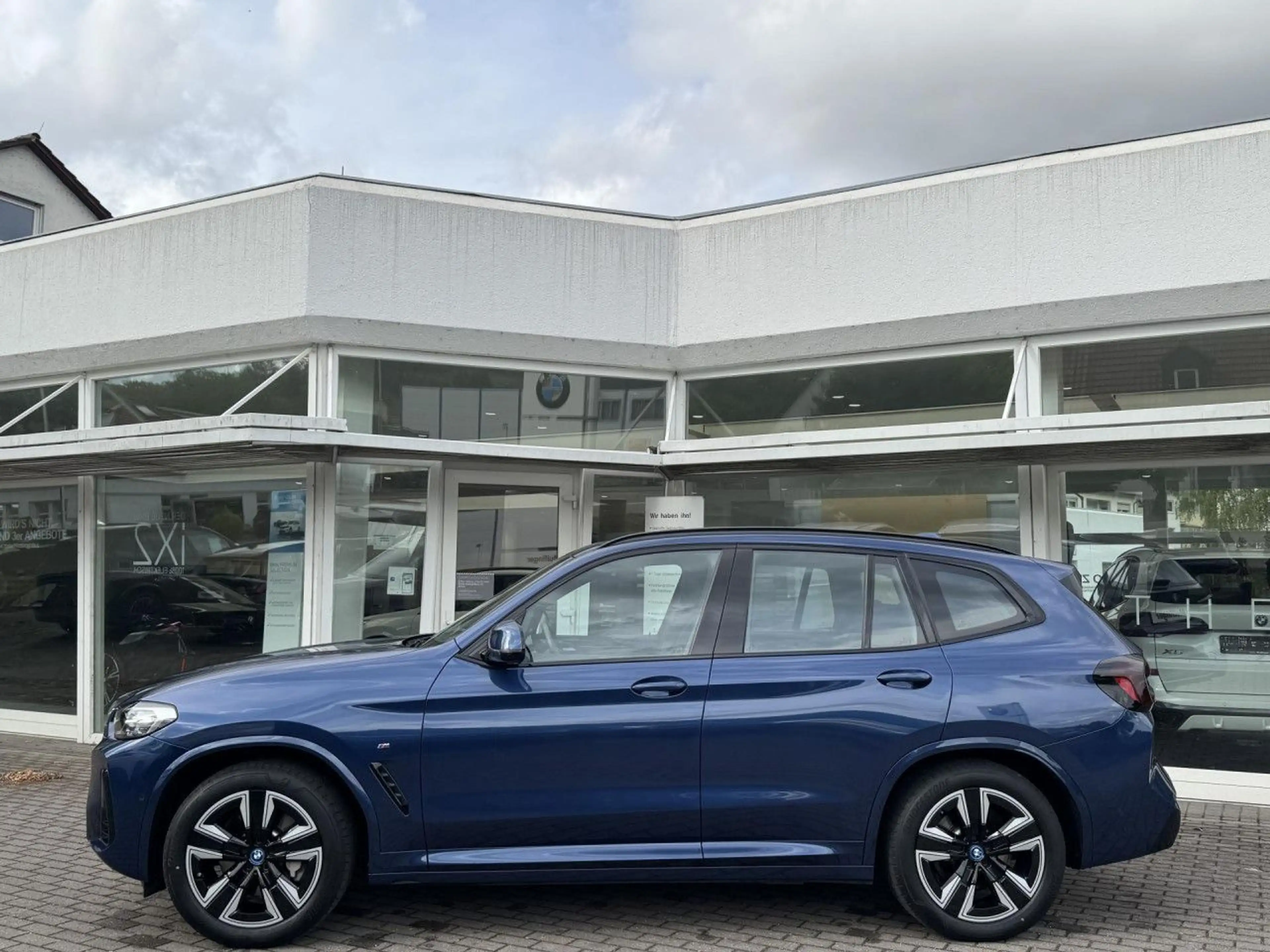BMW iX3 M Sport Inspiring LiveProf ACC Sportsitz.19" — photo 5