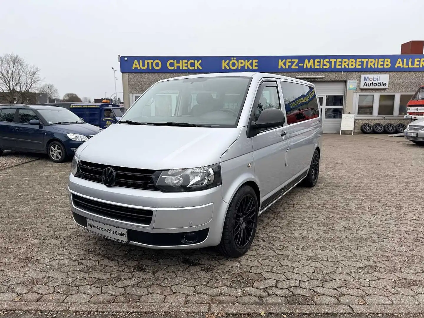 Volkswagen T5 Multivan Multivan T5 2.0 TDI/PDC/AHK/3 Zonen Climatronic Silber - 1
