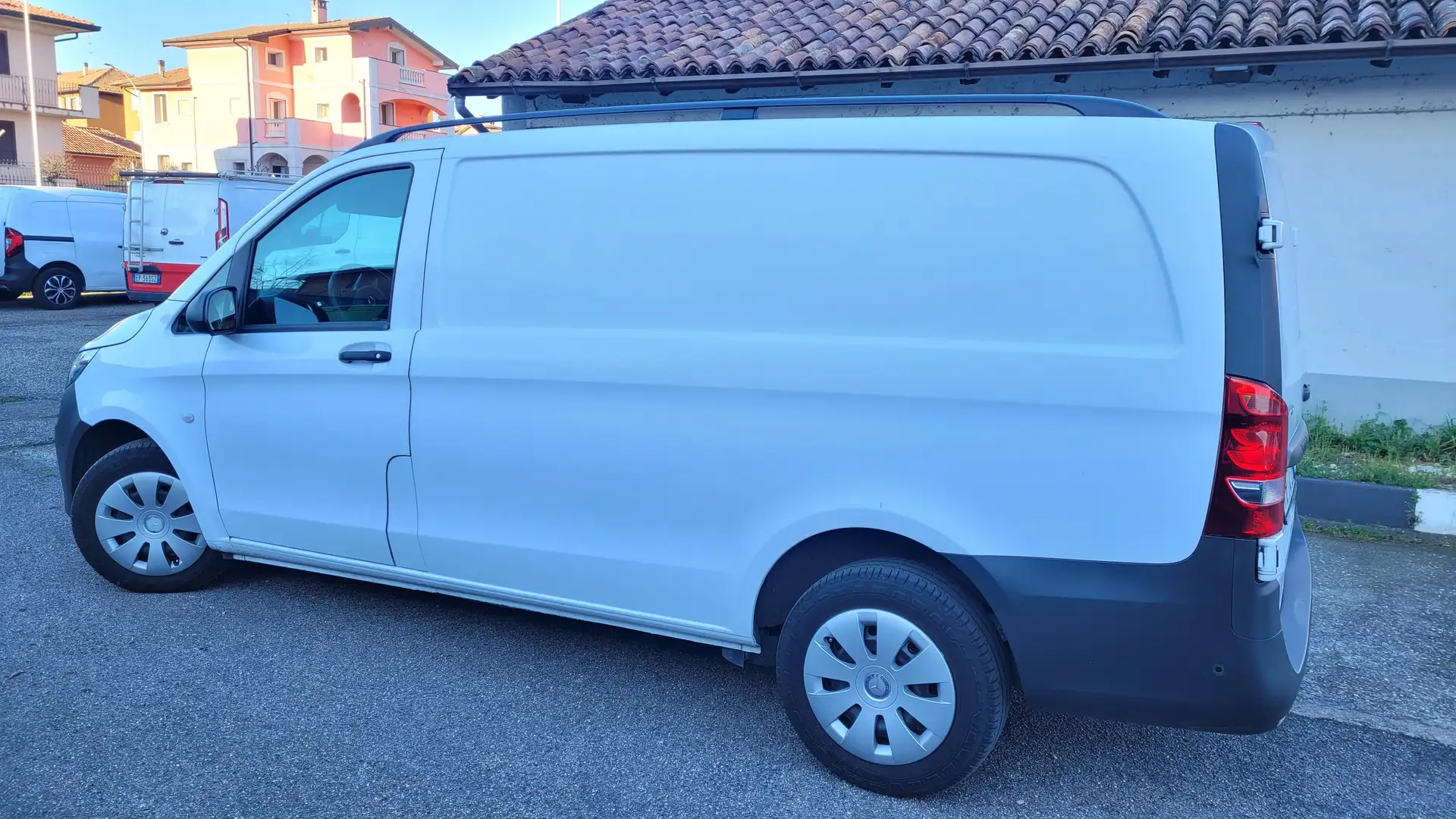 Mercedes-Benz Vito 1.6 111 CDI PL Furgone Bluetec E6b Long 3posti Bianco - 2