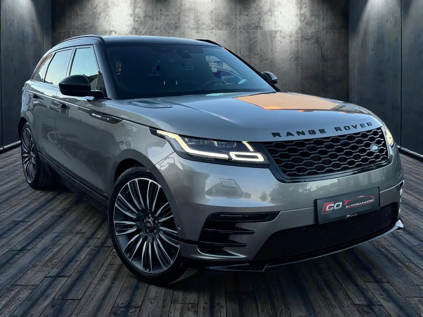 Land Rover Range Rover Velar Range Rover Velar D300  Allrad R-Dynamic HSE Aut. Grau - 2