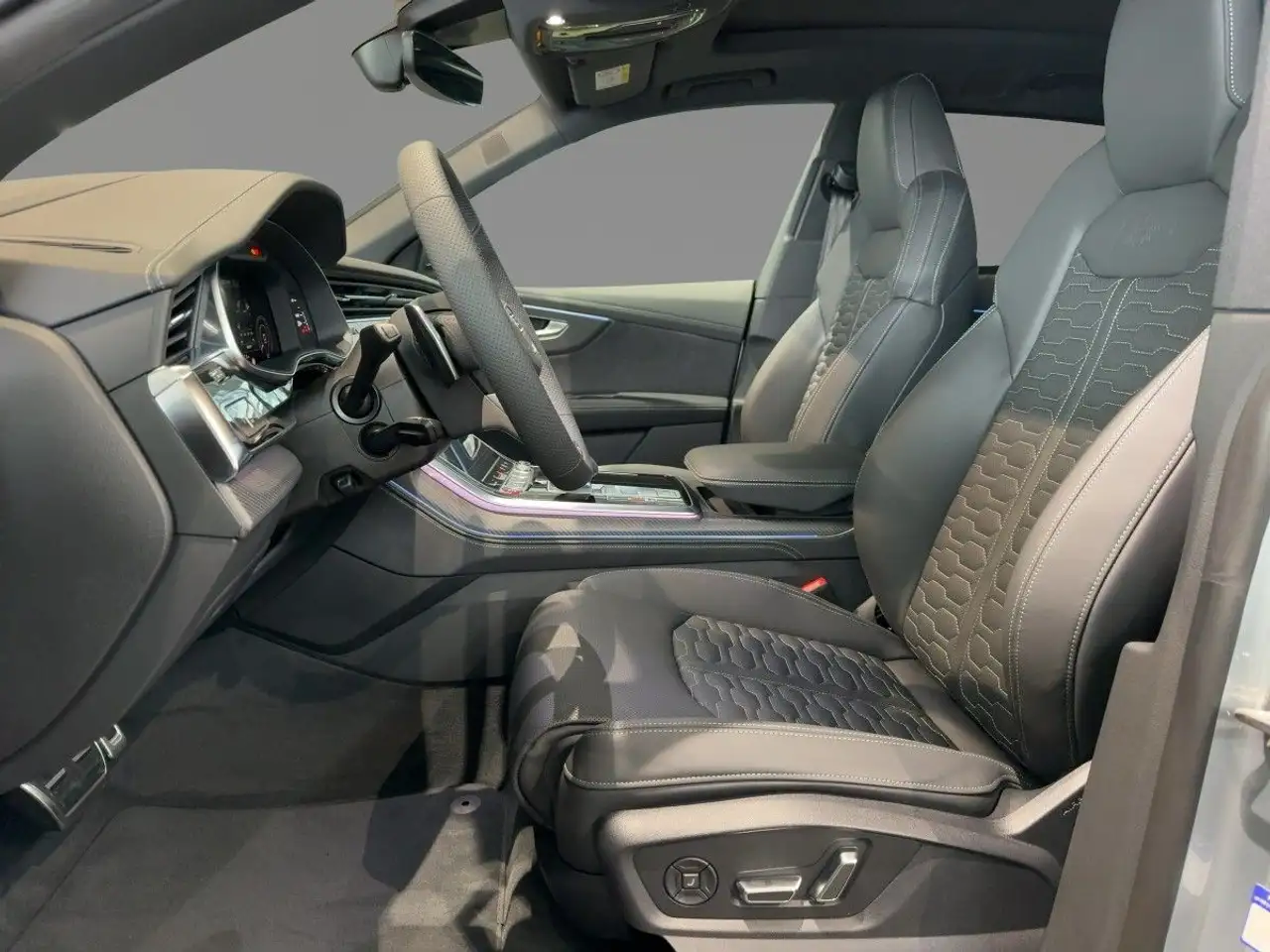 Audi RS Q8 SUV performance 471 kW tiptronic 8