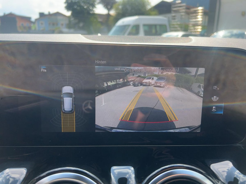 Mercedes-Benz GLA 200 d 4MATIC Progressive *Shz*LED*eHeck*PTS* — photo 13