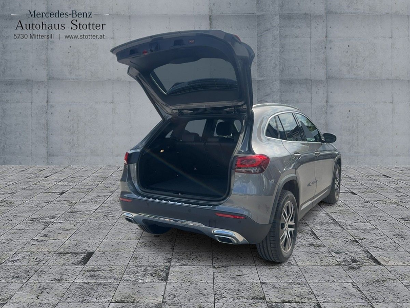 Mercedes-Benz GLA 200 d 4MATIC Progressive *Shz*LED*eHeck*PTS* — photo 14